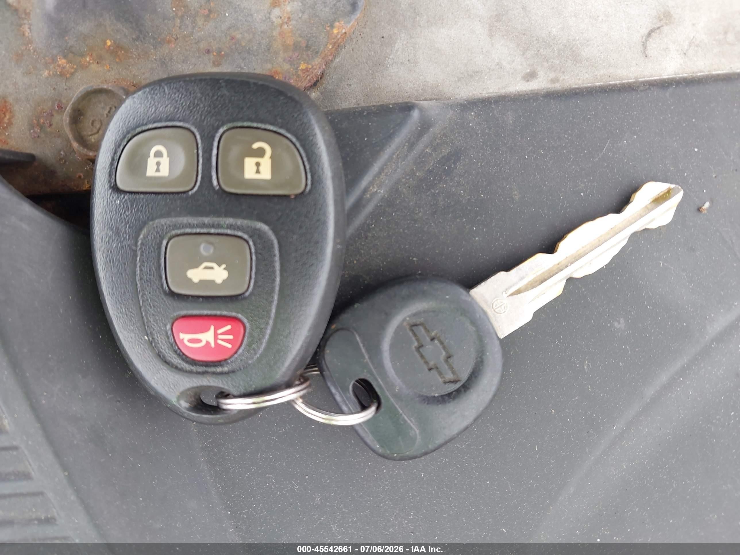 2011 Chevrolet Impala Ls Silver vin: 2G1WA5EK6B1120190