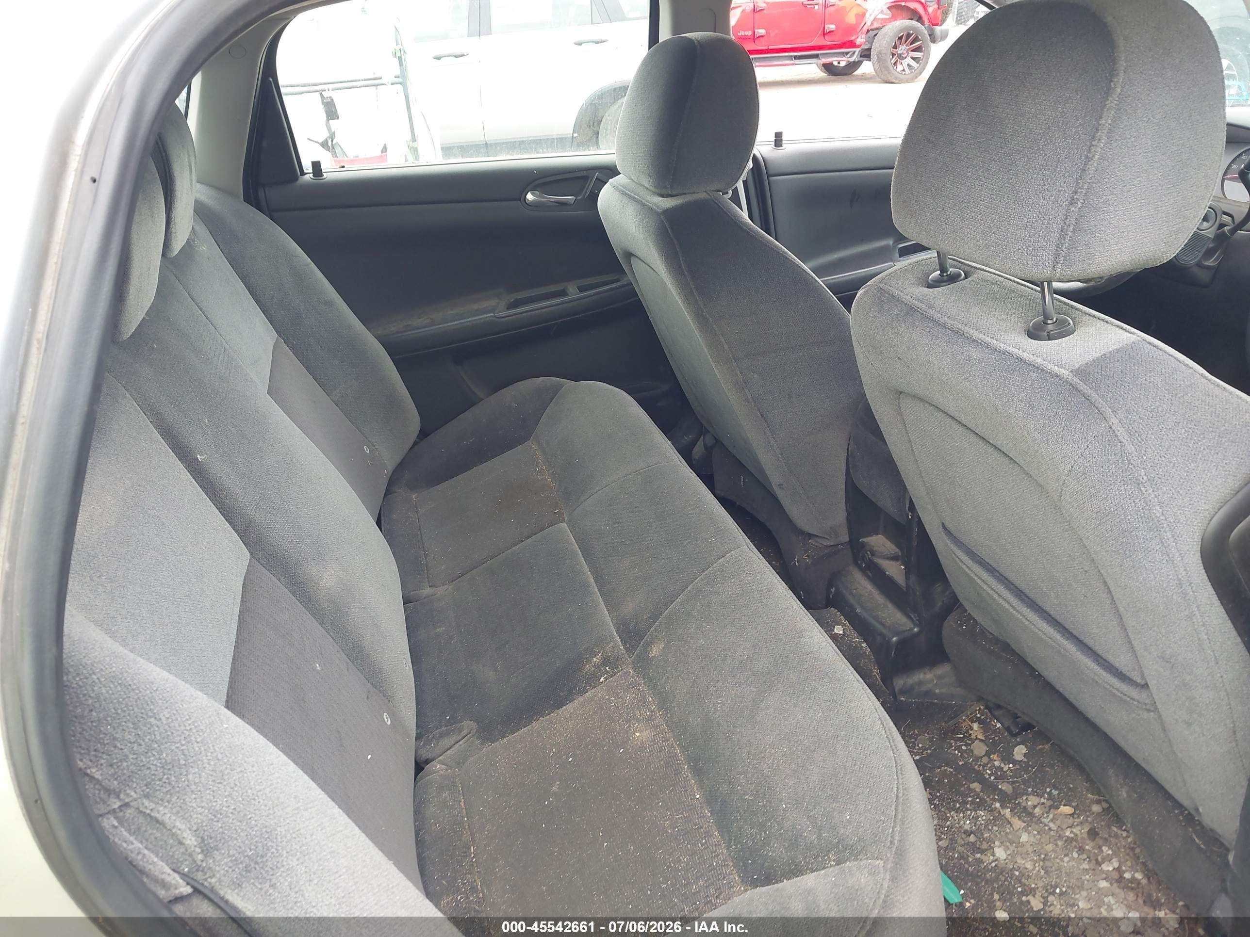 2011 Chevrolet Impala Ls Silver vin: 2G1WA5EK6B1120190