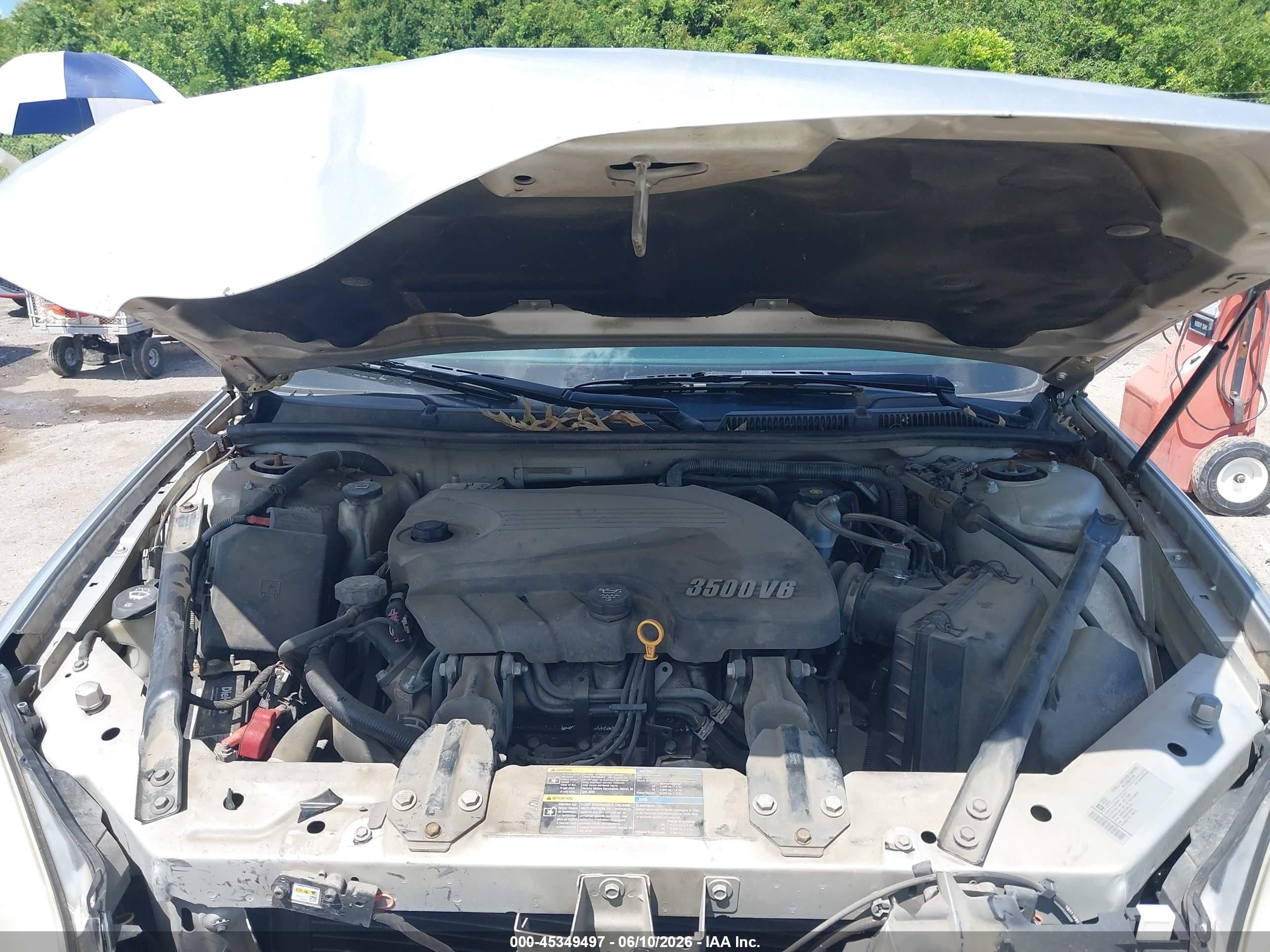 2010 Chevrolet Impala Ls Silver vin: 2G1WA5EK7A1117121