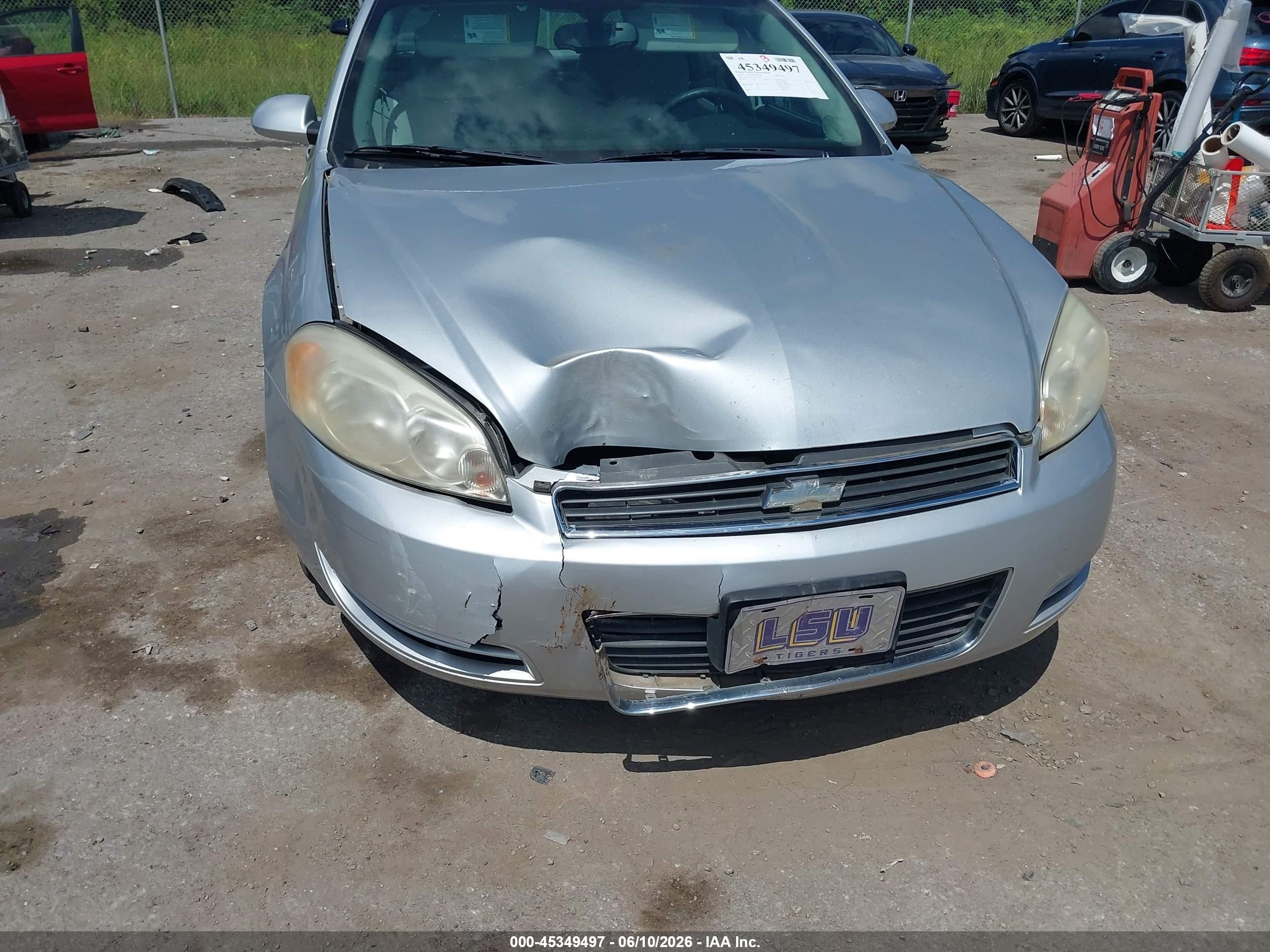 2010 Chevrolet Impala Ls Silver vin: 2G1WA5EK7A1117121