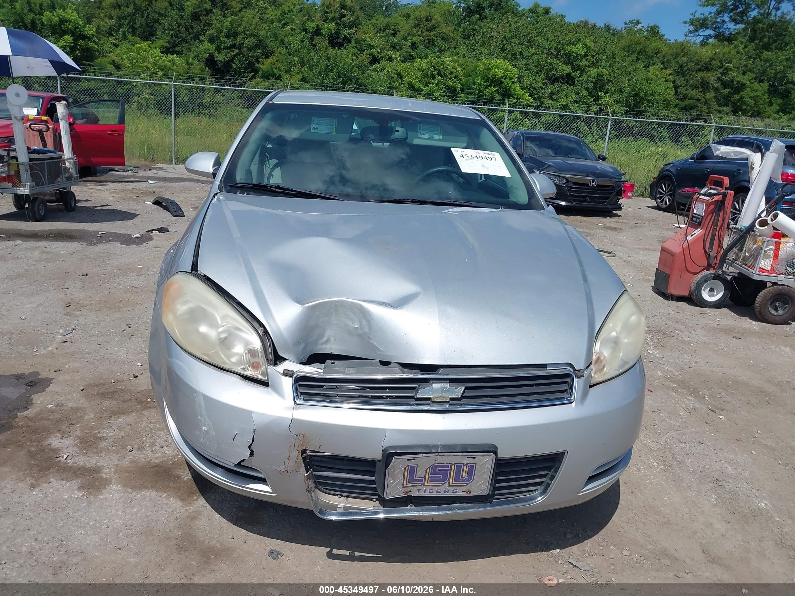 2010 Chevrolet Impala Ls Silver vin: 2G1WA5EK7A1117121