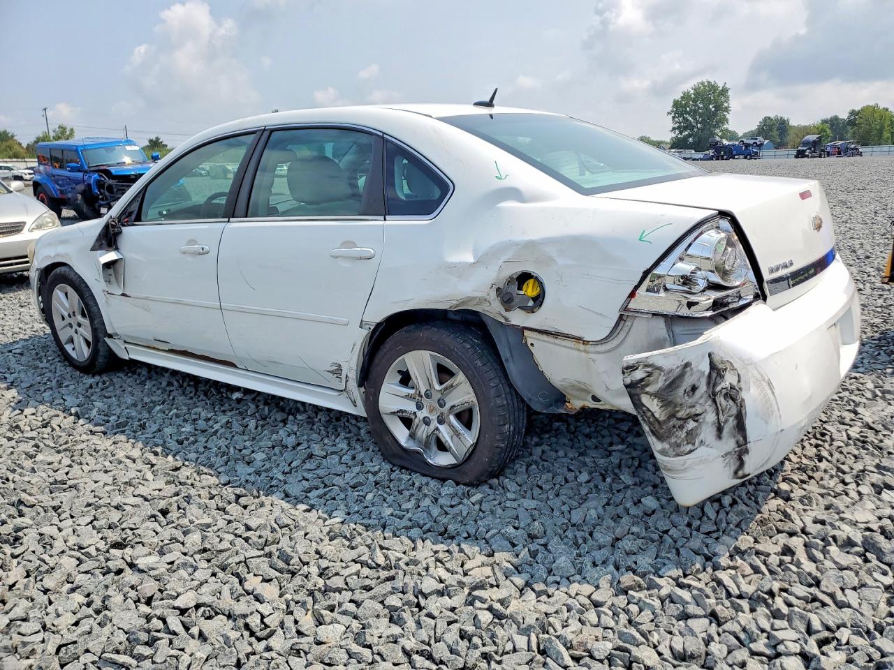 2011 Chevrolet Impala Ls White vin: 2G1WA5EK8B1104055