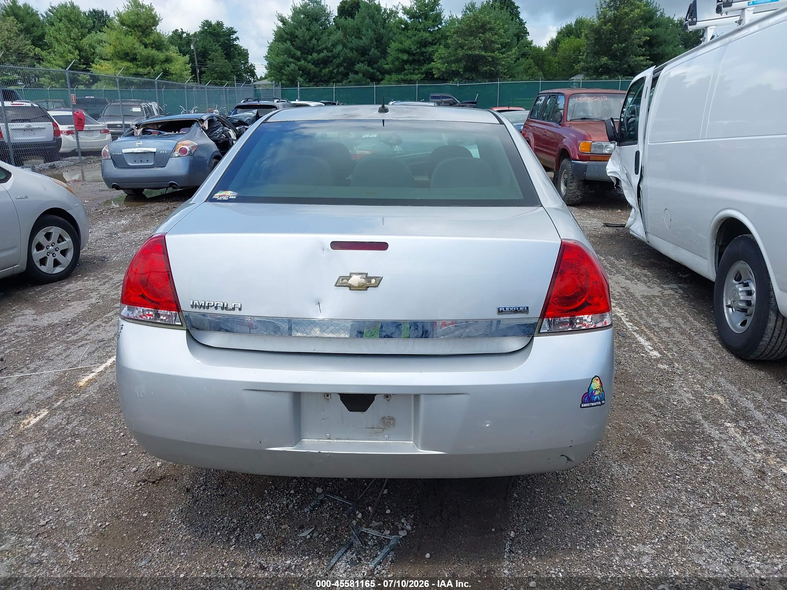 2011 Chevrolet Impala Ls Silver vin: 2G1WA5EK8B1174283