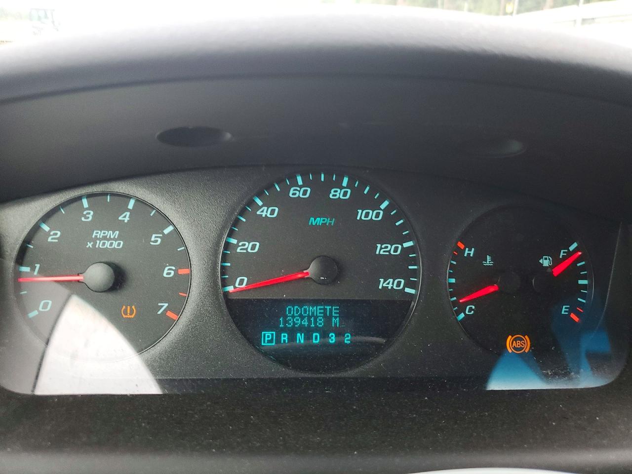 2010 Chevrolet Impala Ls Серебряный vin: 2G1WA5EK9A1231489