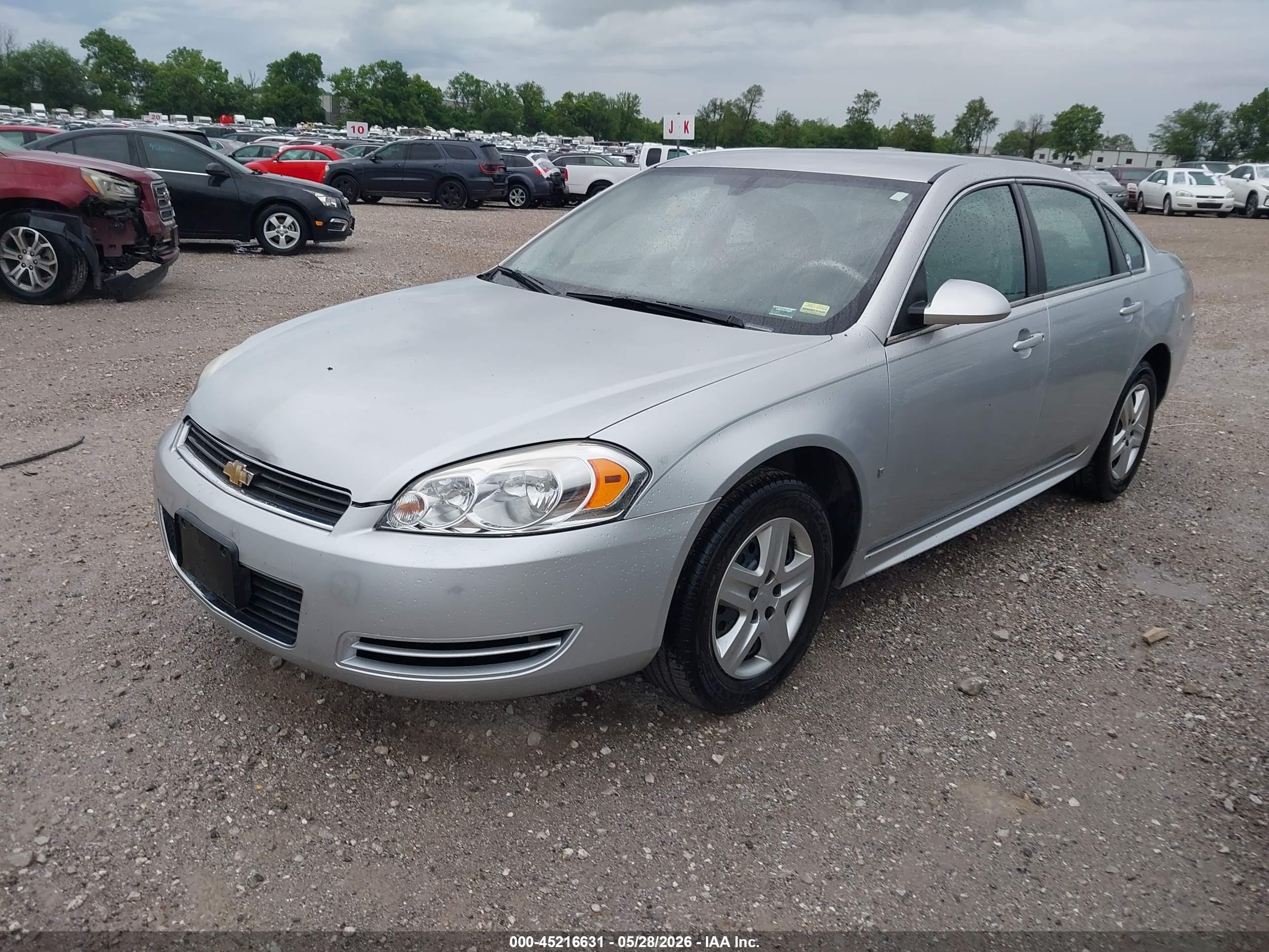 2010 Chevrolet Impala Ls Silver vin: 2G1WA5EKXA1126492