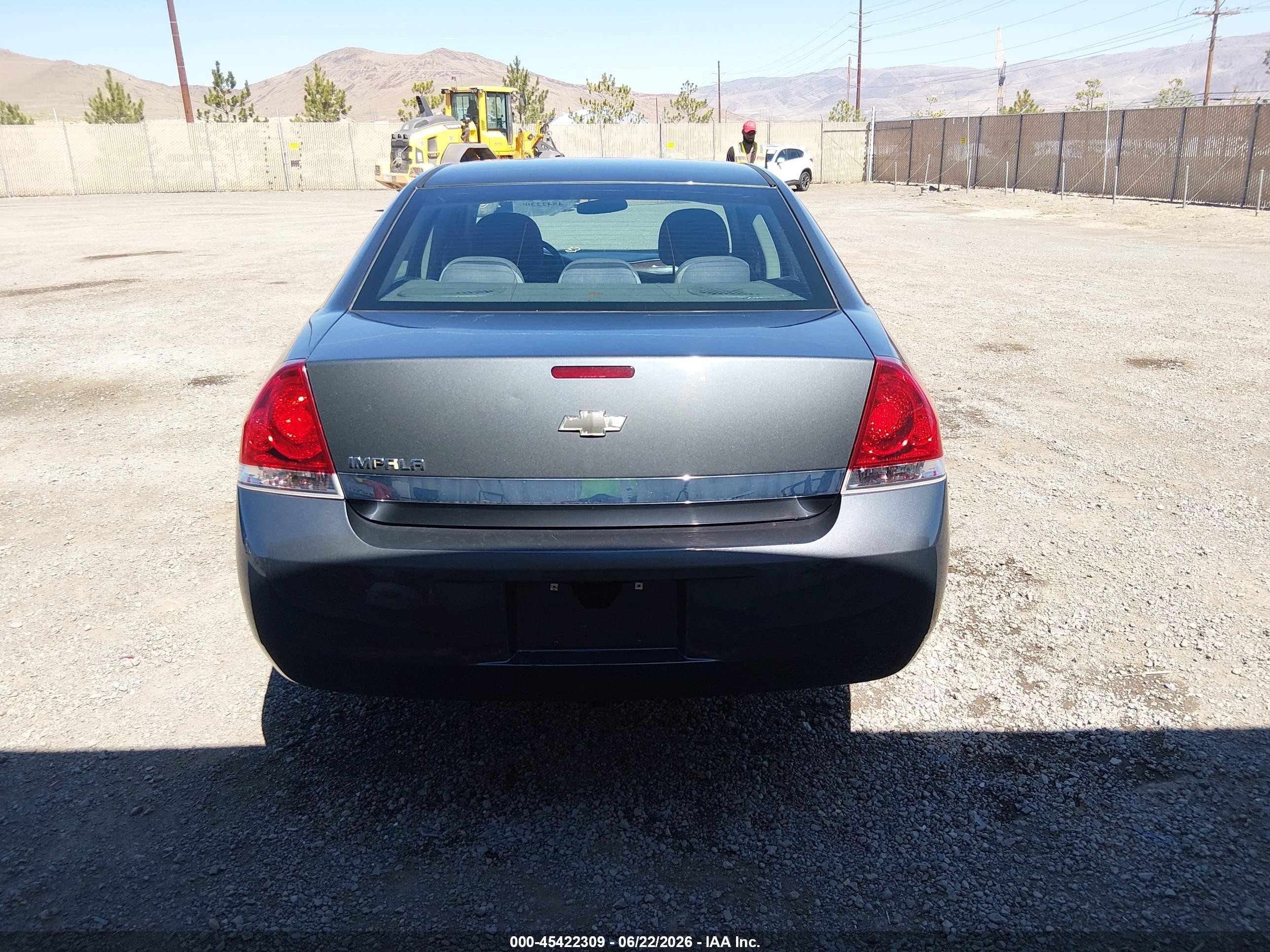2010 Chevrolet Impala Ls Gray vin: 2G1WA5EN0A1101174