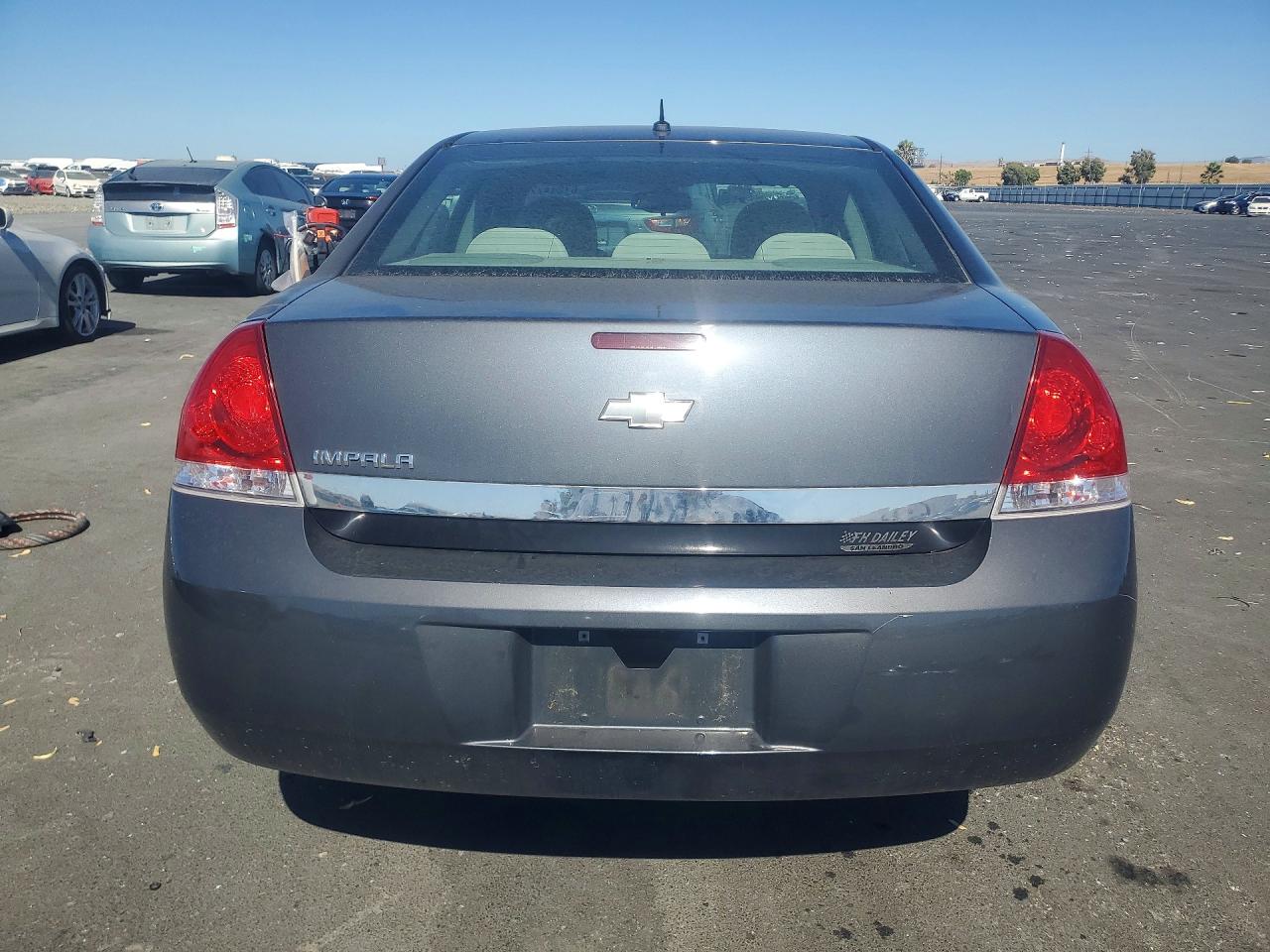 2010 Chevrolet Impala Ls Gray vin: 2G1WA5EN0A1205812