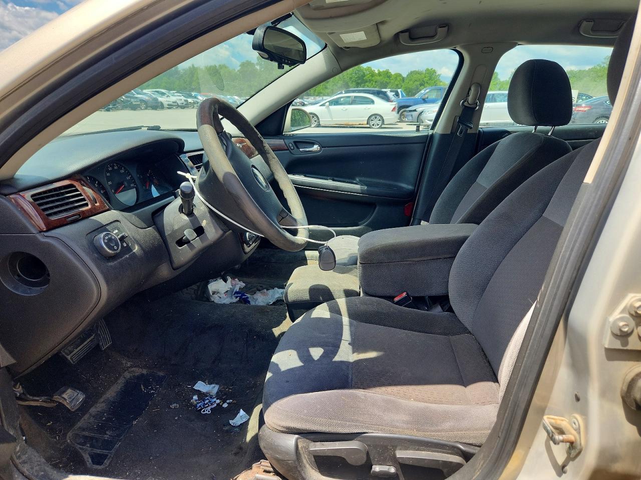 2010 Chevrolet Impala Ls Gold vin: 2G1WA5EN1A1222084