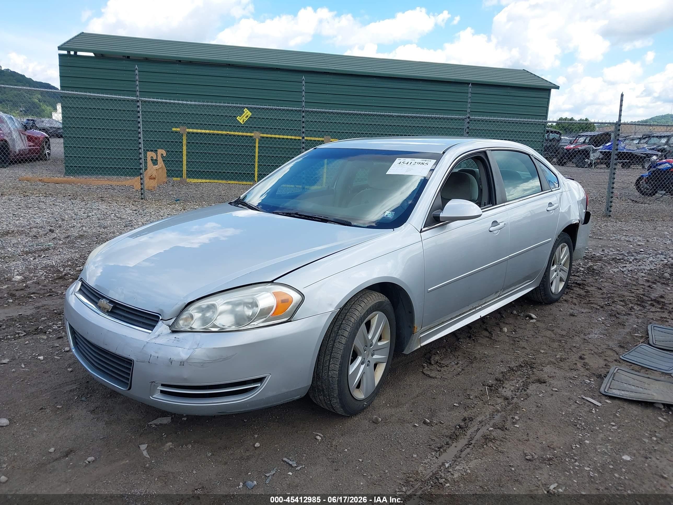 2010 Chevrolet Impala Ls Silver vin: 2G1WA5EN1A1264867