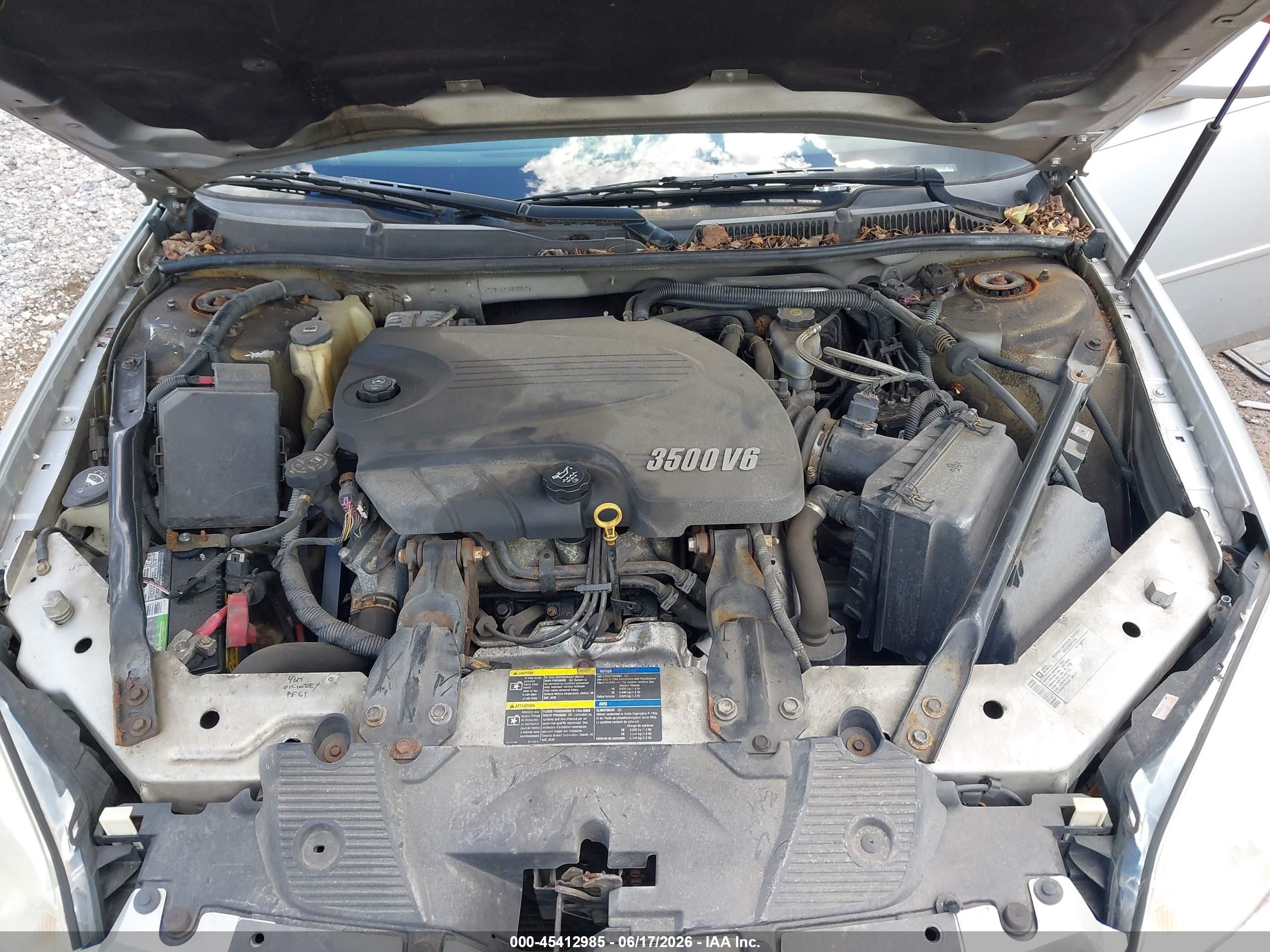 2010 Chevrolet Impala Ls Silver vin: 2G1WA5EN1A1264867