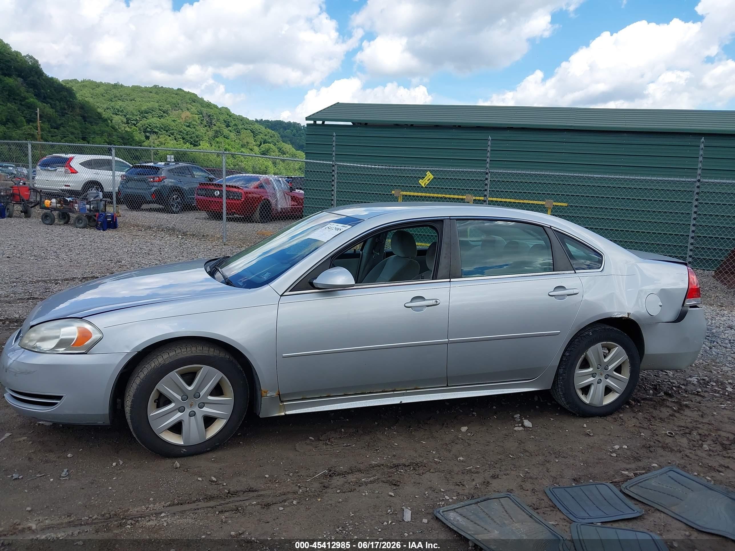 2010 Chevrolet Impala Ls Silver vin: 2G1WA5EN1A1264867