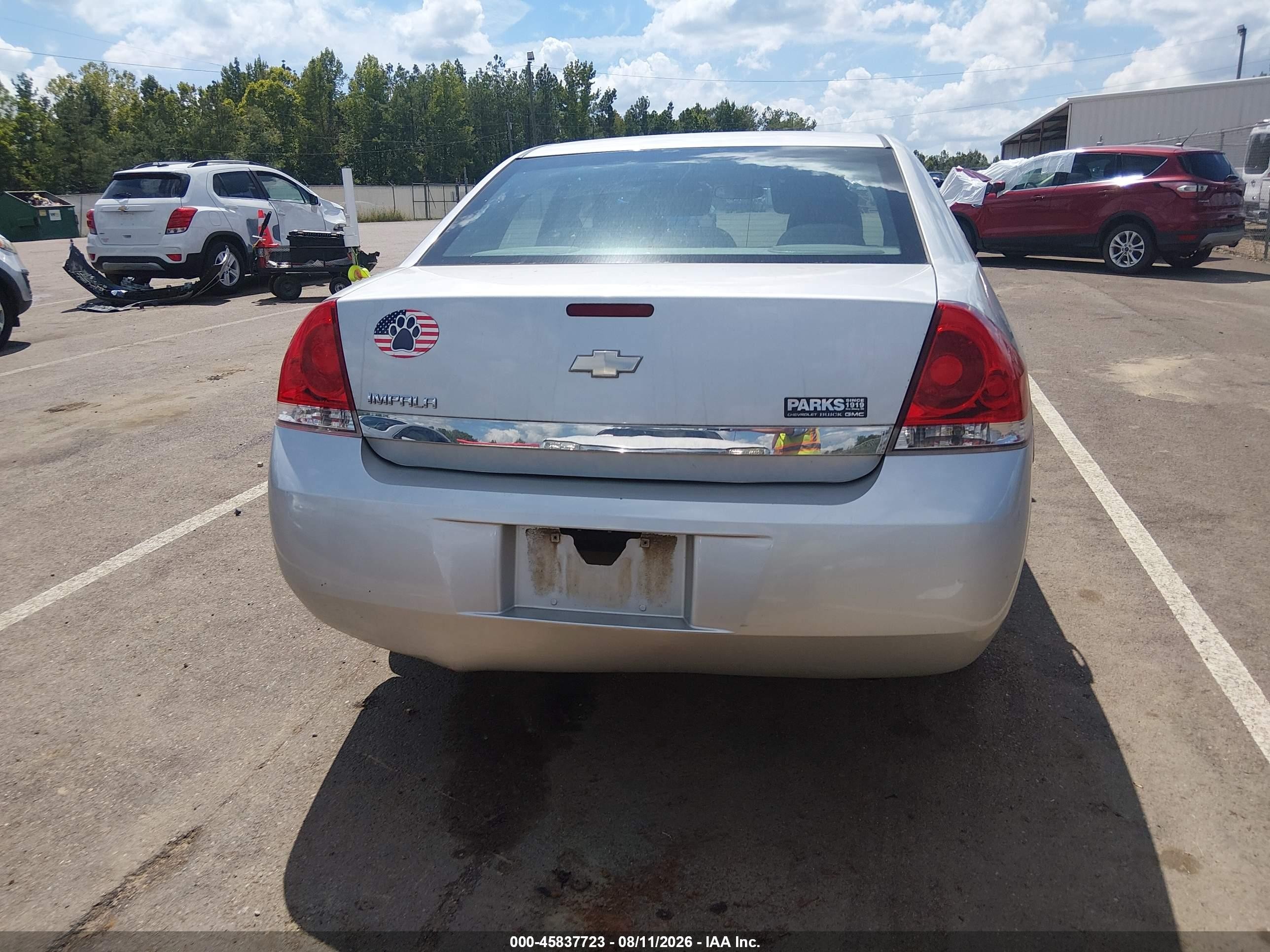 2010 Chevrolet Impala Ls Silver vin: 2G1WA5EN3A1258598