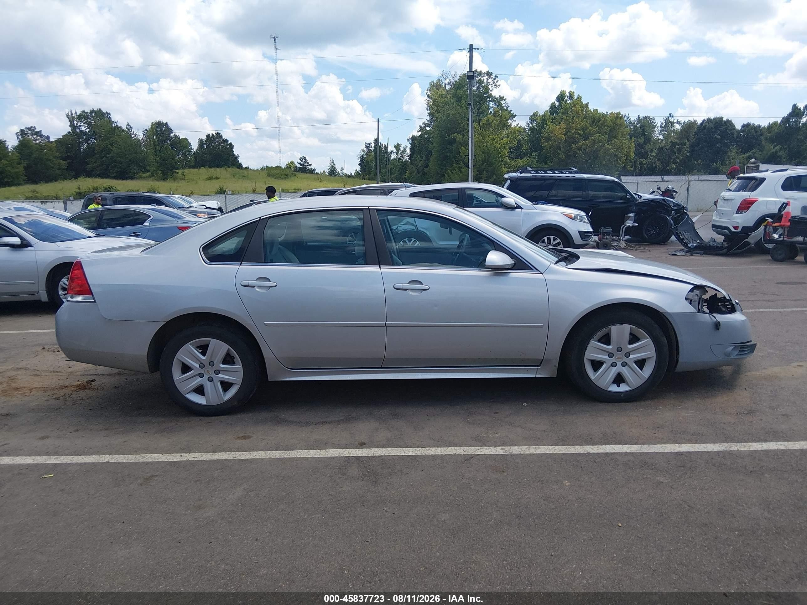 2010 Chevrolet Impala Ls Silver vin: 2G1WA5EN3A1258598