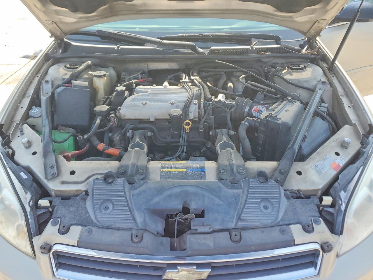 2010 Chevrolet Impala Ls Gold vin: 2G1WA5EN4A1235136