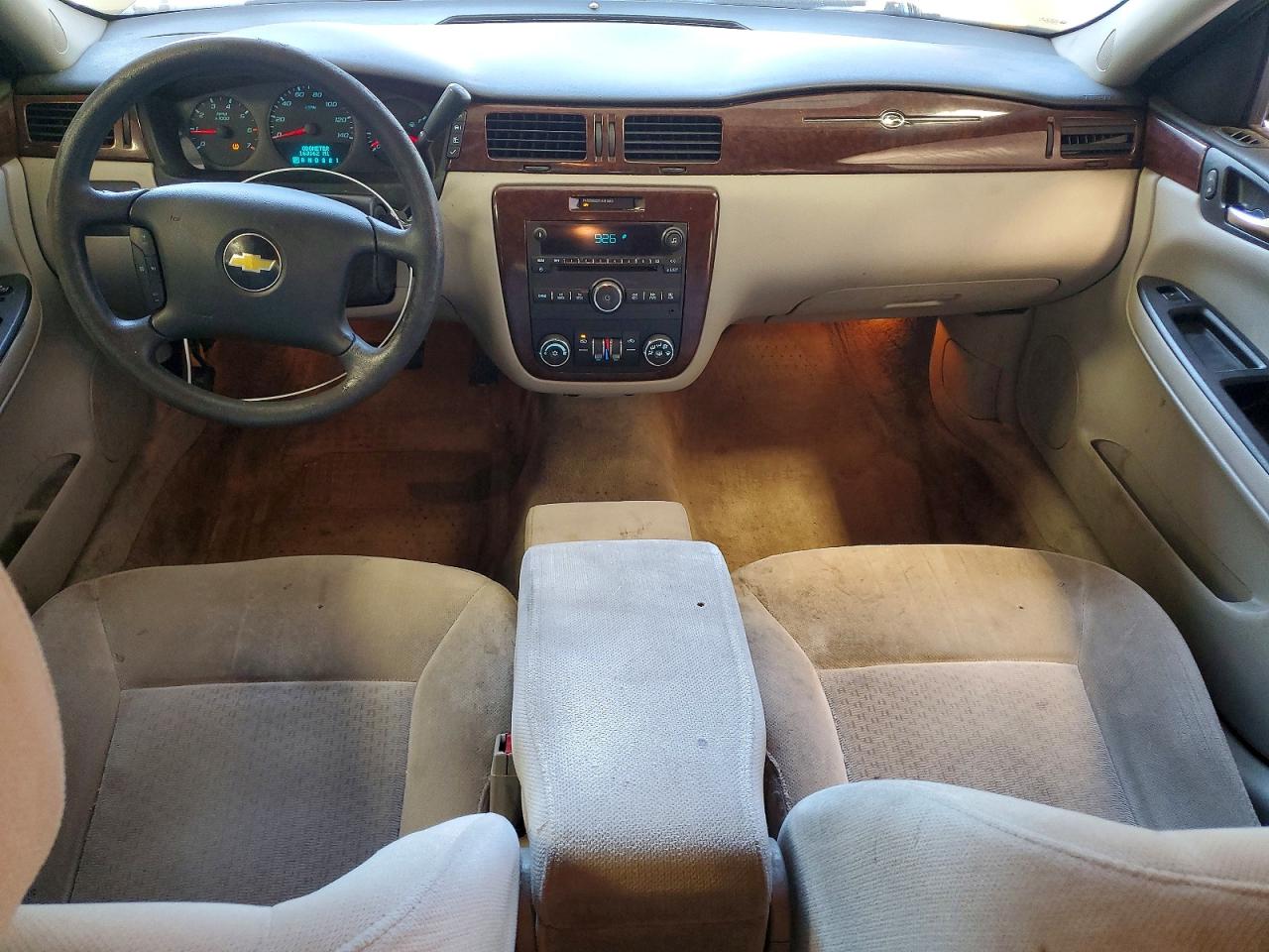 2010 Chevrolet Impala Ls White vin: 2G1WA5EN5A1249532