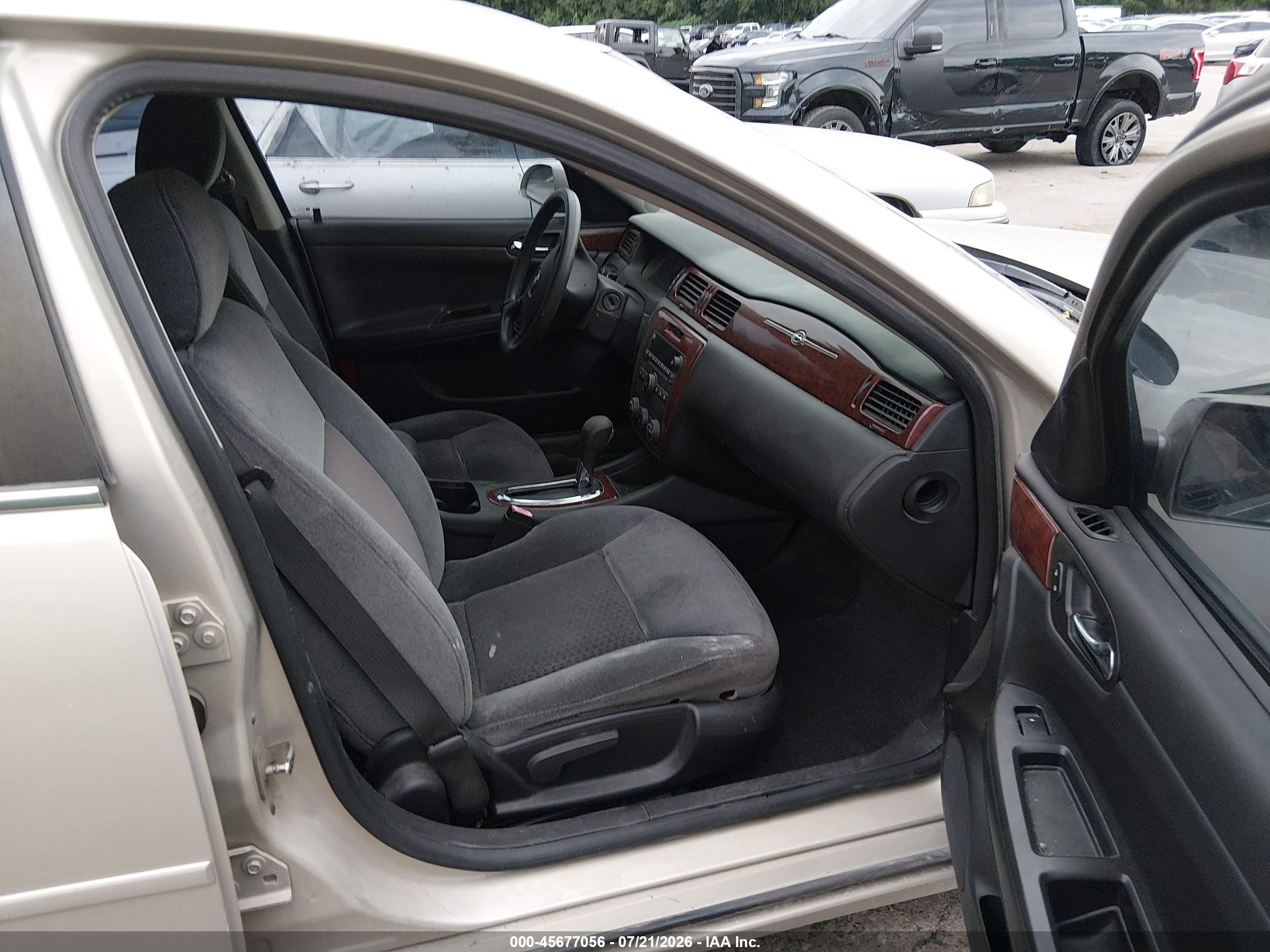 2008 Chevrolet Impala Ls Gold vin: 2G1WB55K281202715