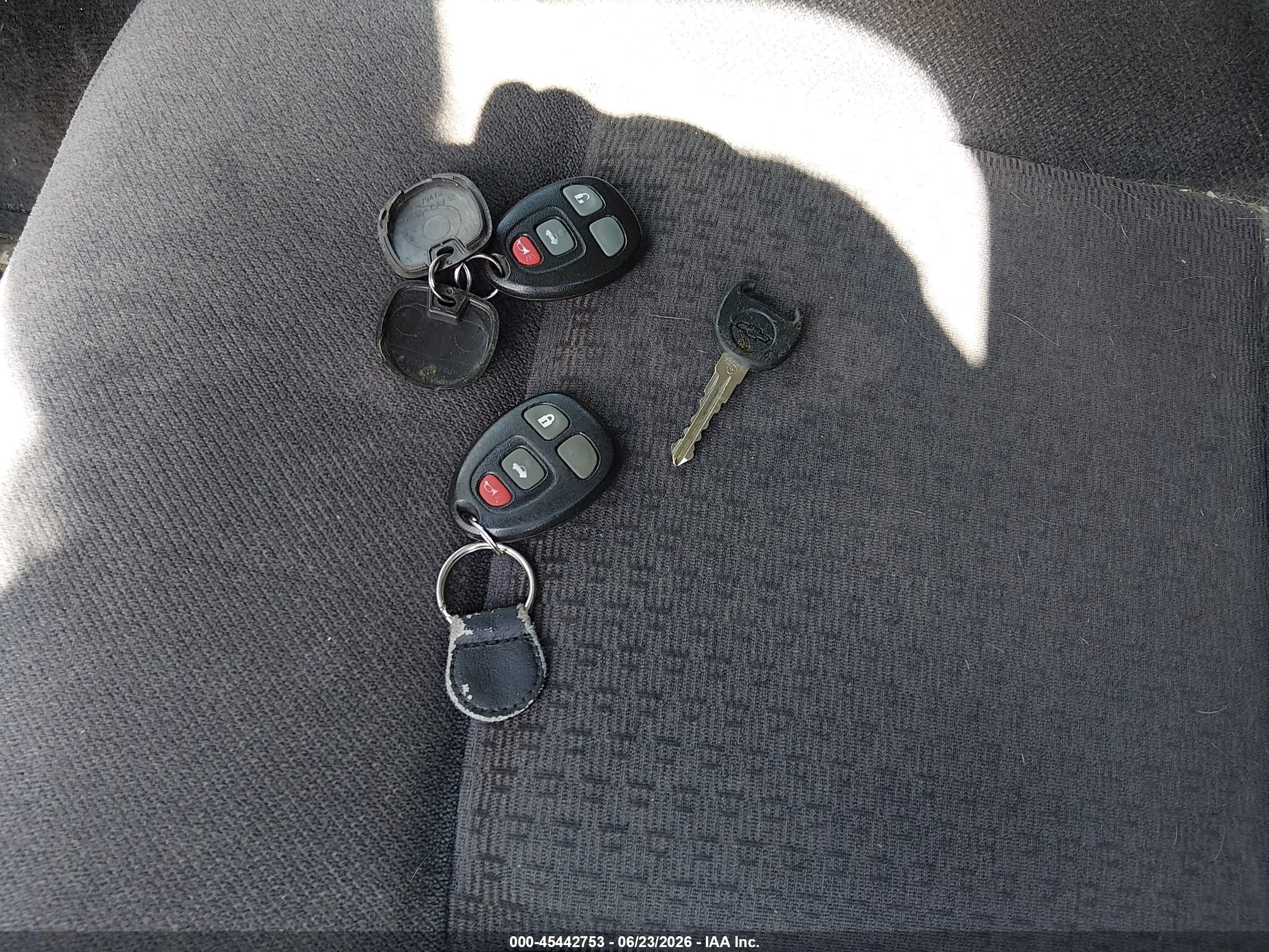 2007 Chevrolet Impala Ls Серый vin: 2G1WB55K779400187