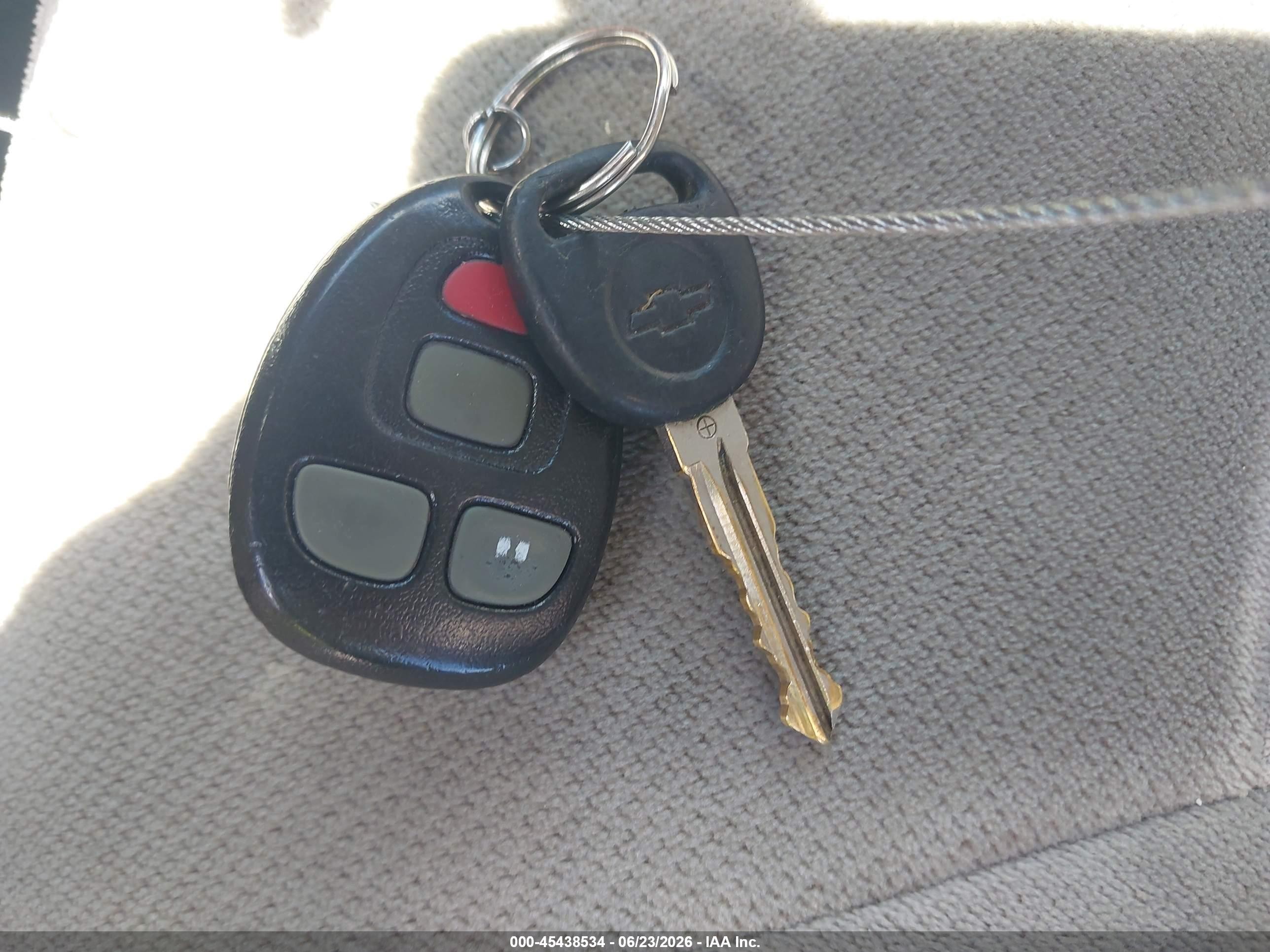 2008 Chevrolet Impala Ls Серебряный vin: 2G1WB55K781254499