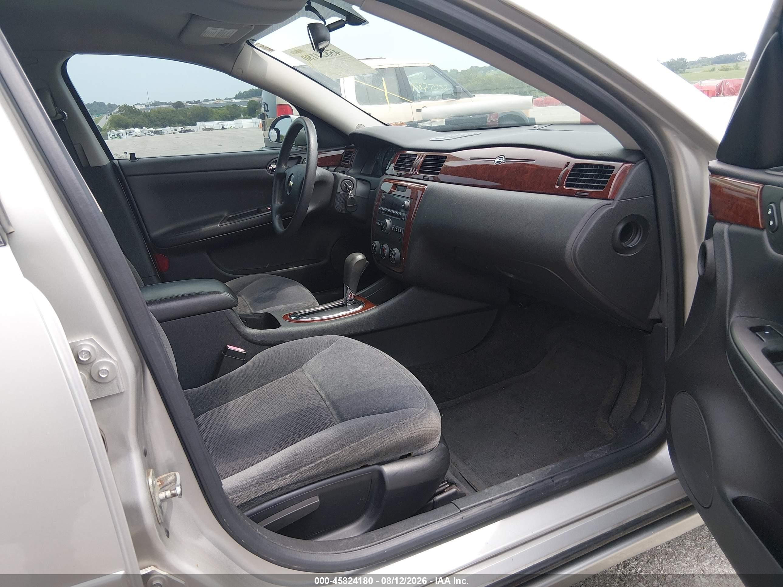 2008 Chevrolet Impala Ls Silver vin: 2G1WB55K989198759