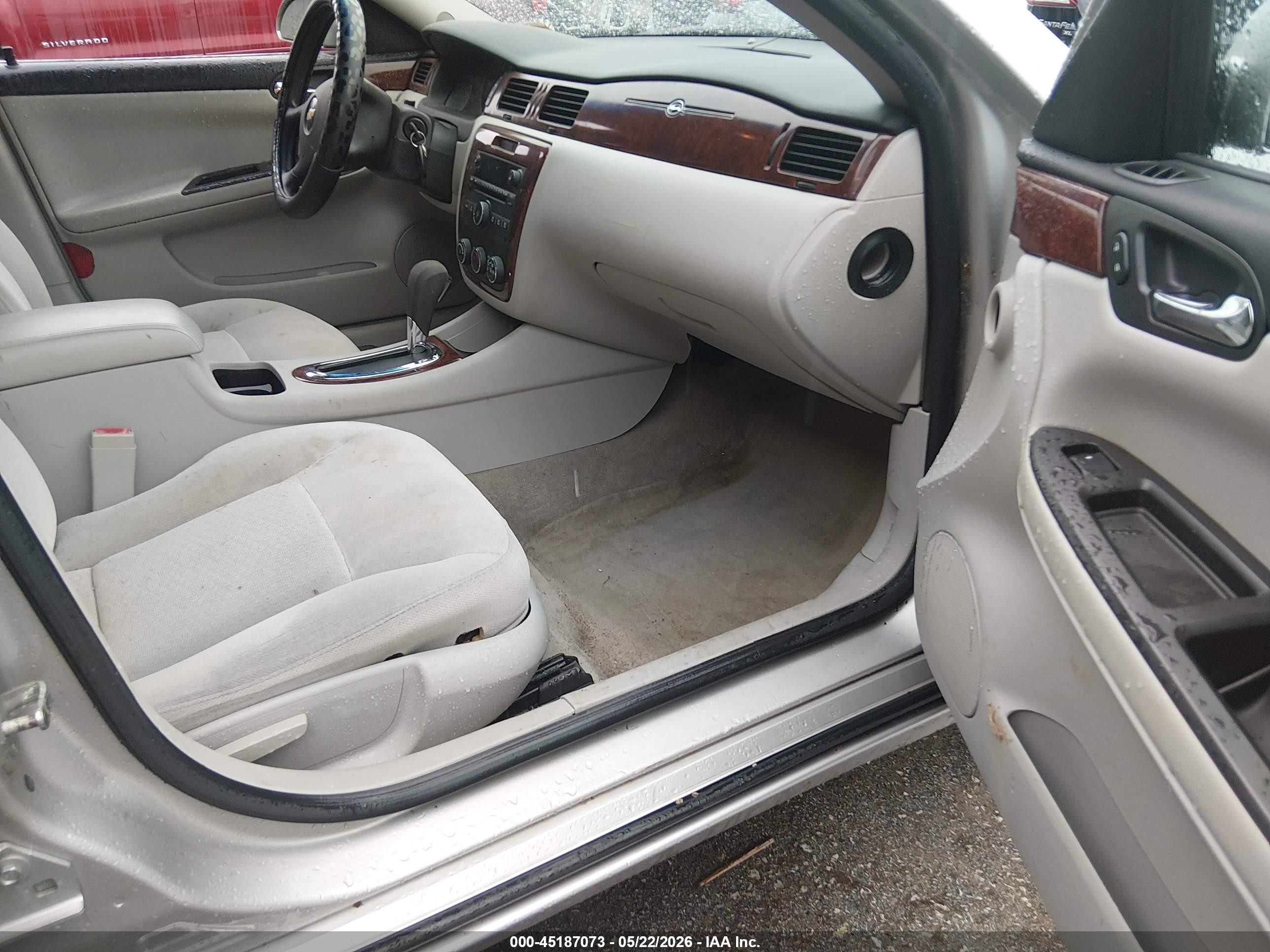 2007 Chevrolet Impala Ls Серебряный vin: 2G1WB55KX79349901
