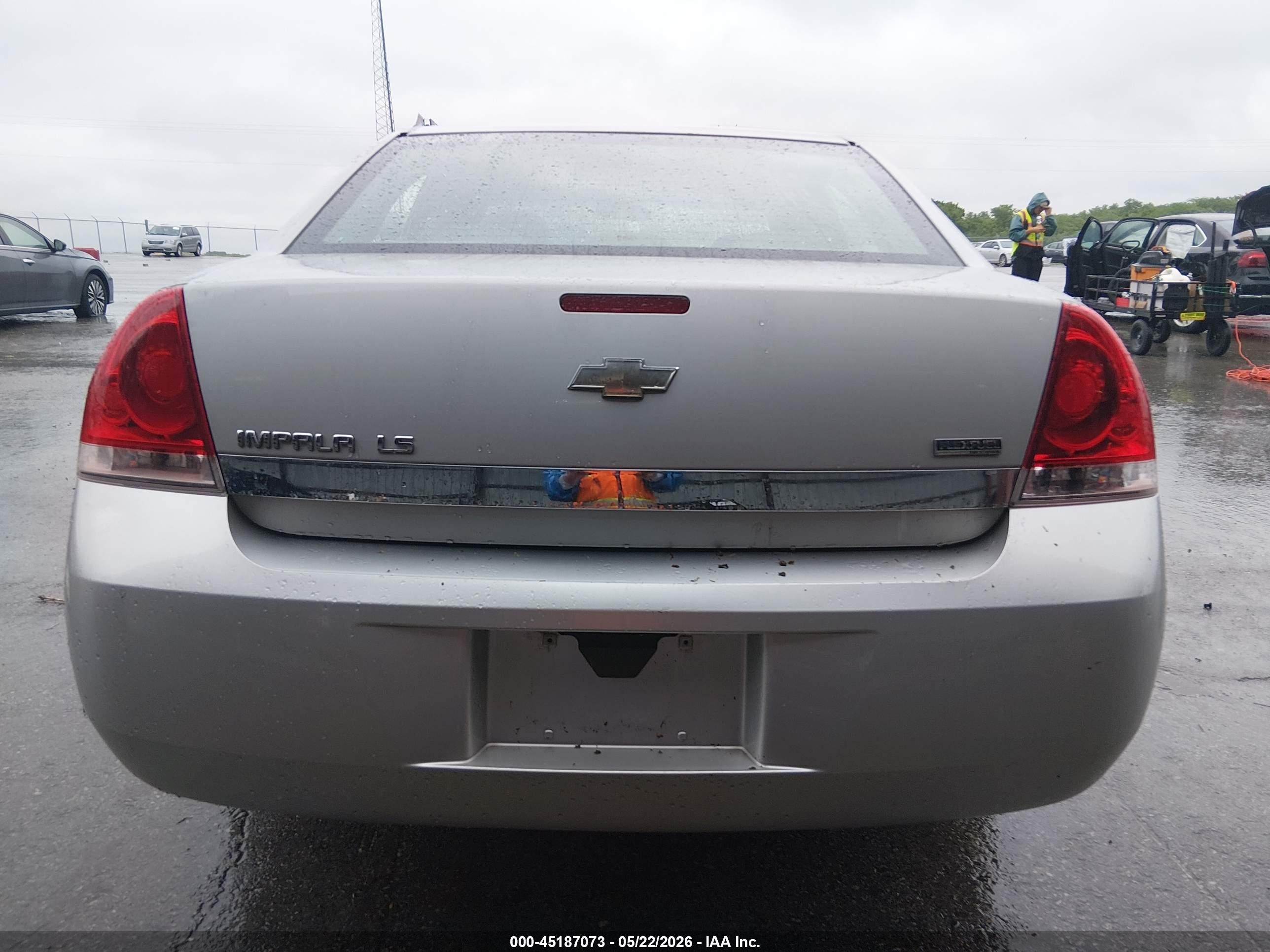 2007 Chevrolet Impala Ls Серебряный vin: 2G1WB55KX79349901