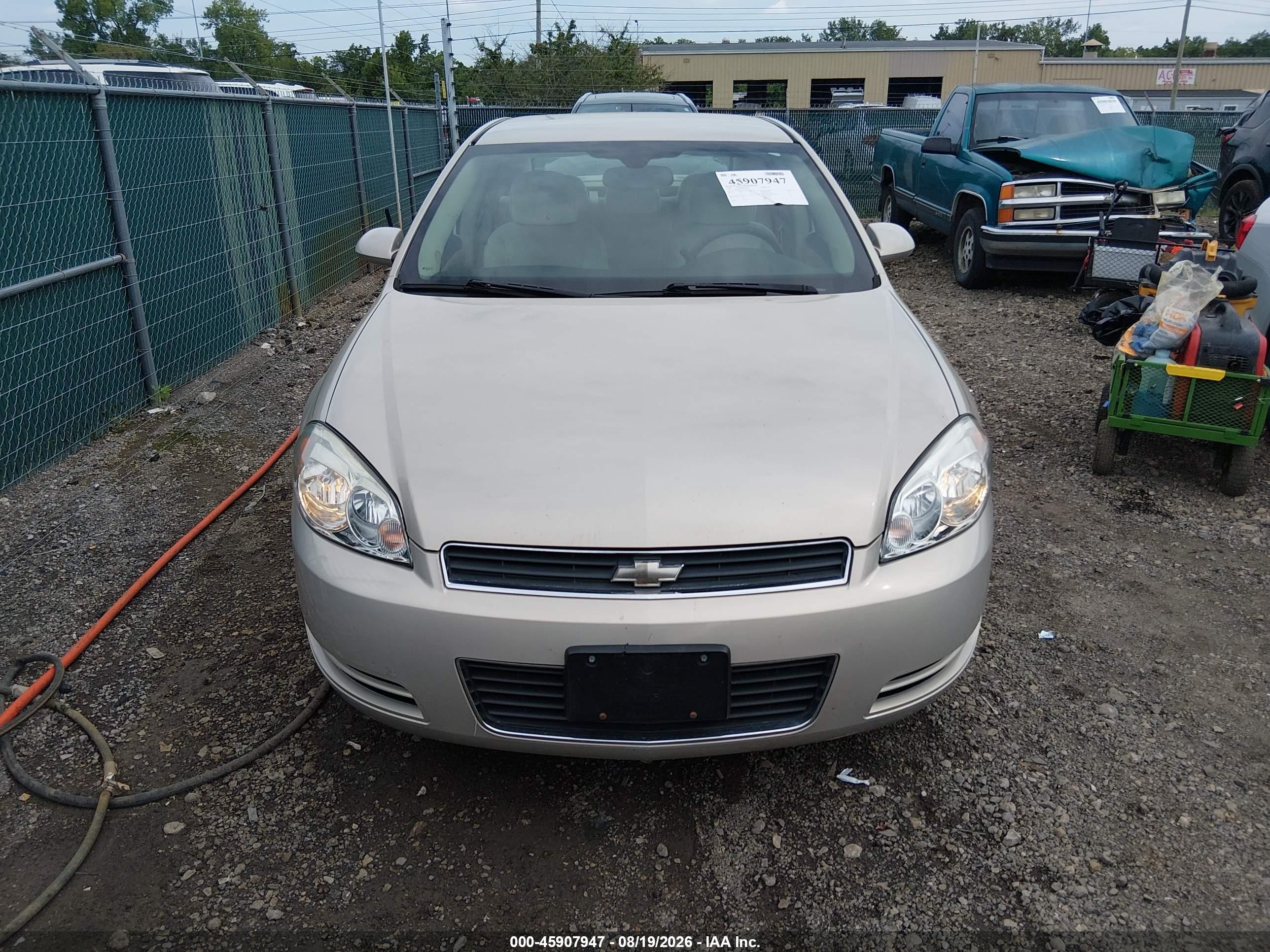 2009 Chevrolet Impala Ls Gold vin: 2G1WB57K091252334