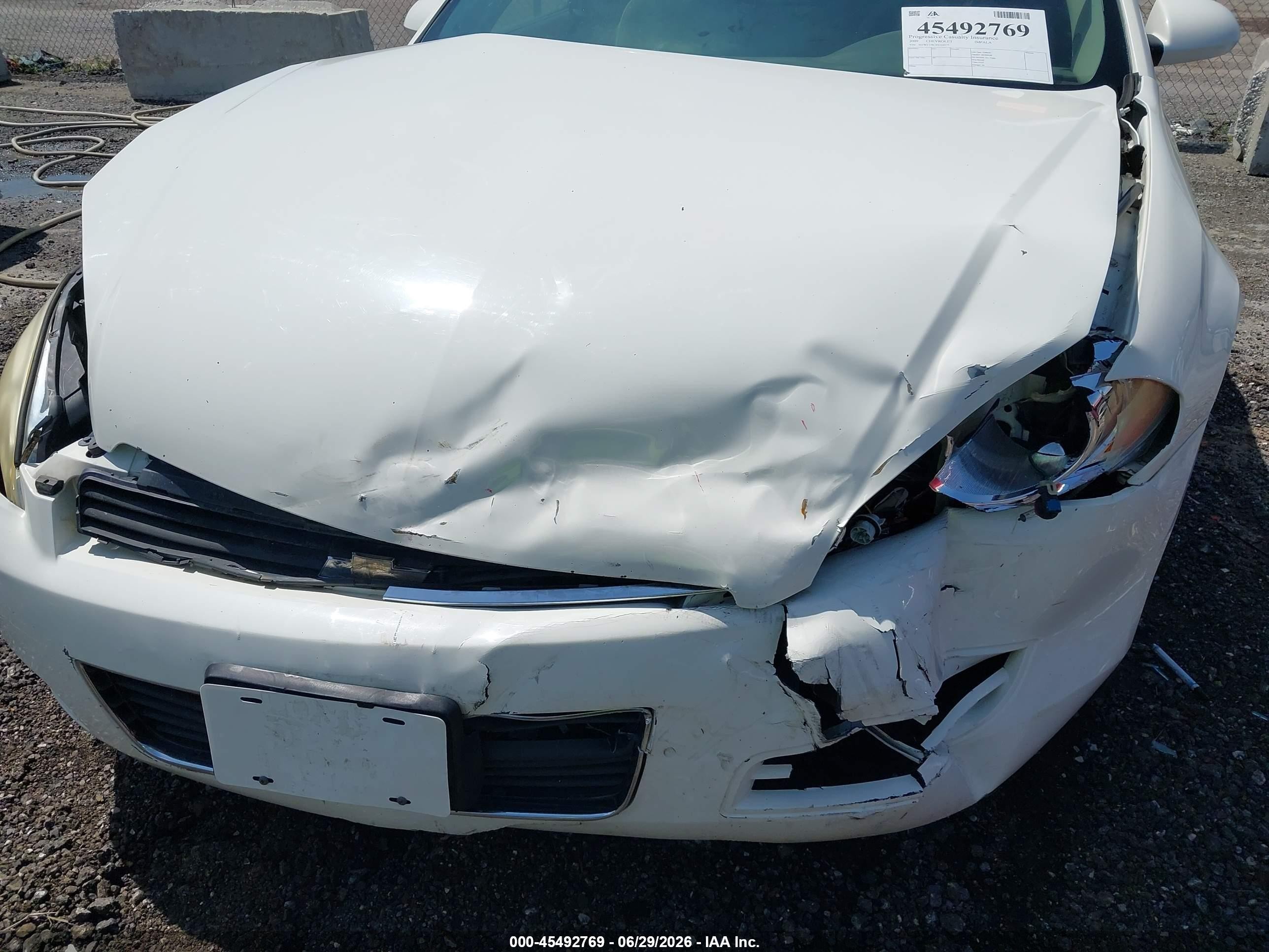 2009 Chevrolet Impala Ls White vin: 2G1WB57K391249573