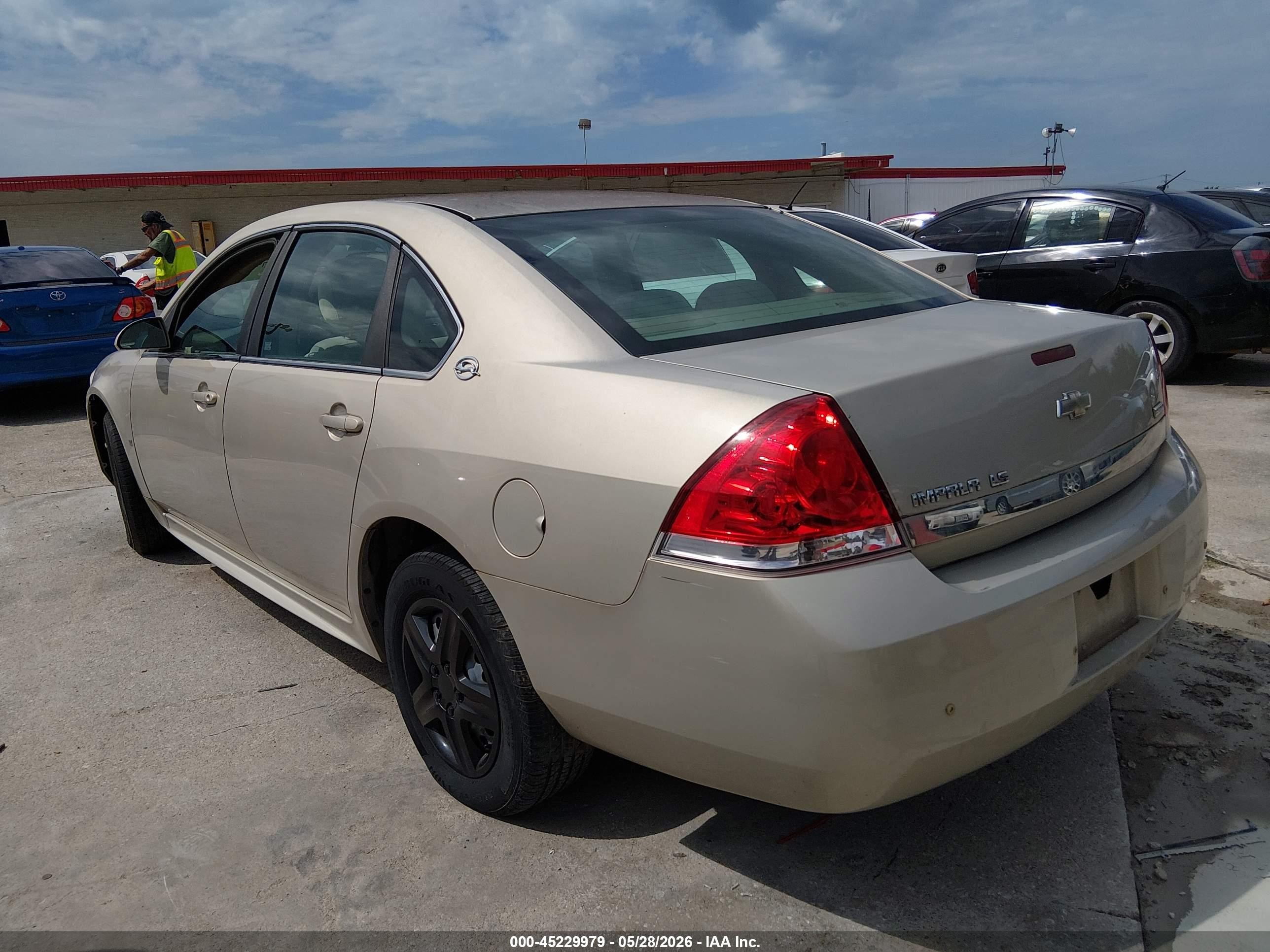 2009 Chevrolet Impala Ls Gold vin: 2G1WB57K791279451