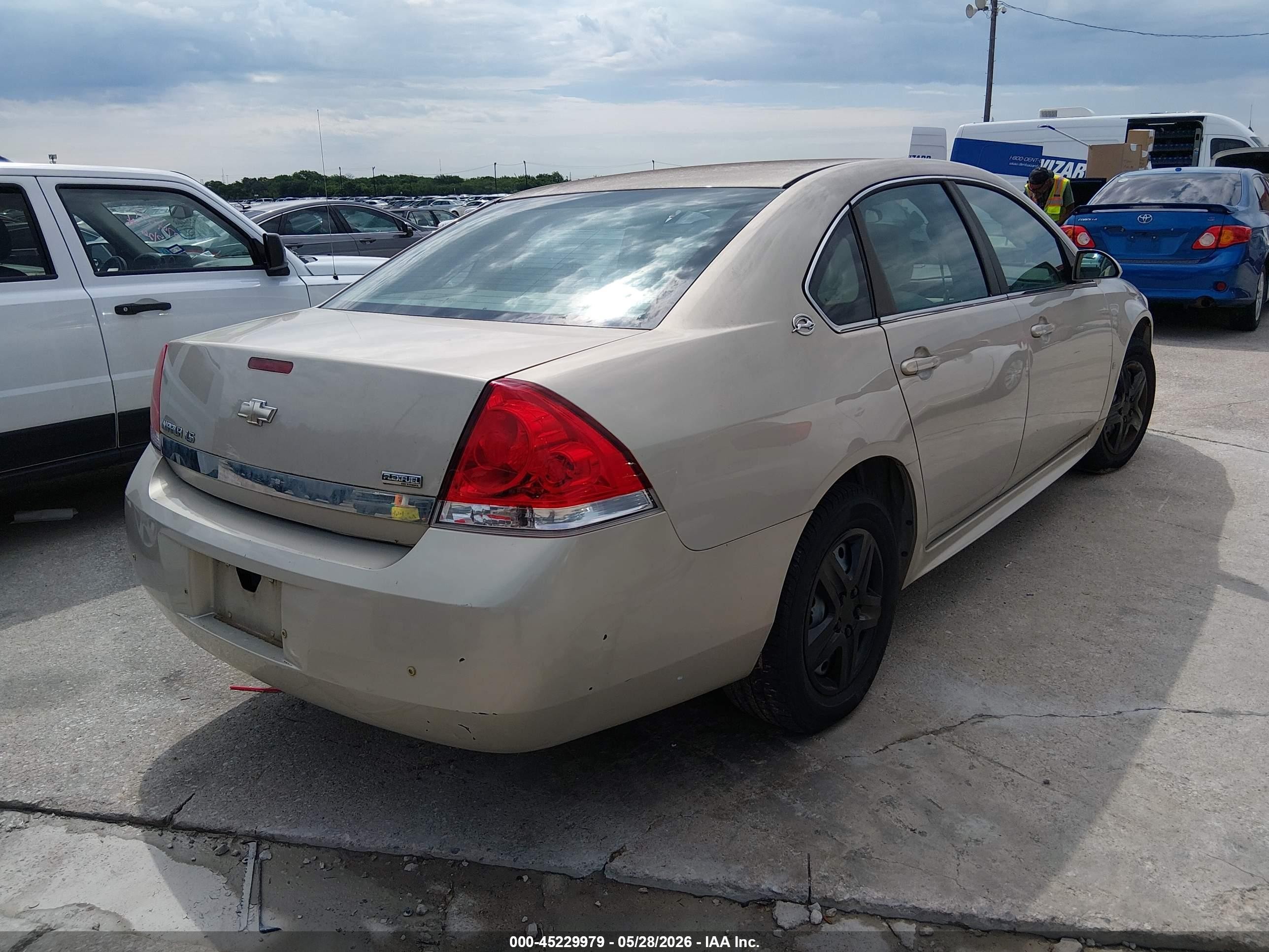 2009 Chevrolet Impala Ls Gold vin: 2G1WB57K791279451