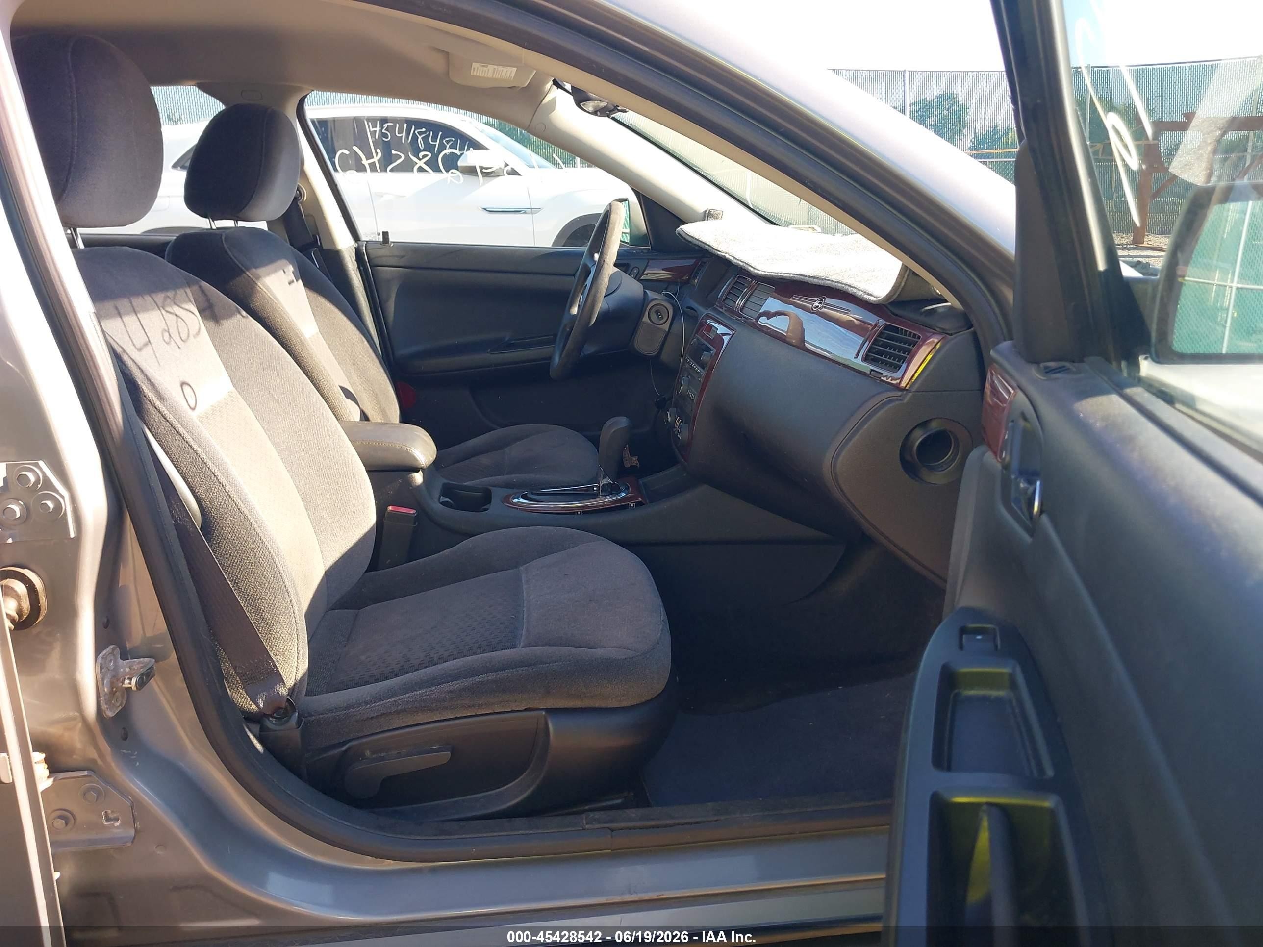 2009 Chevrolet Impala Ls Gray vin: 2G1WB57K891262996