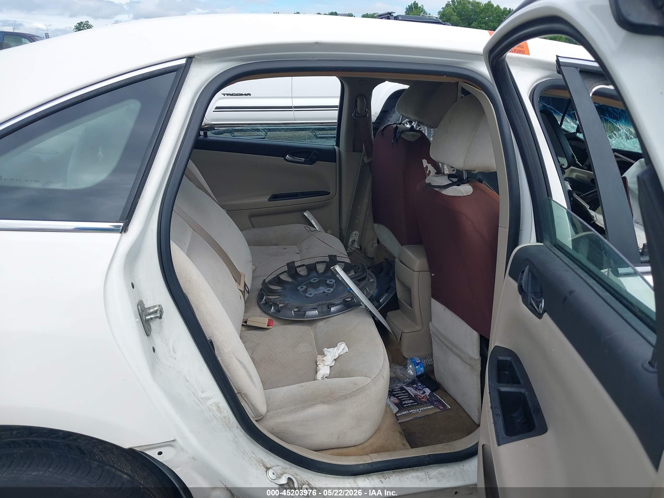 2009 Chevrolet Impala Ls White vin: 2G1WB57K891266773