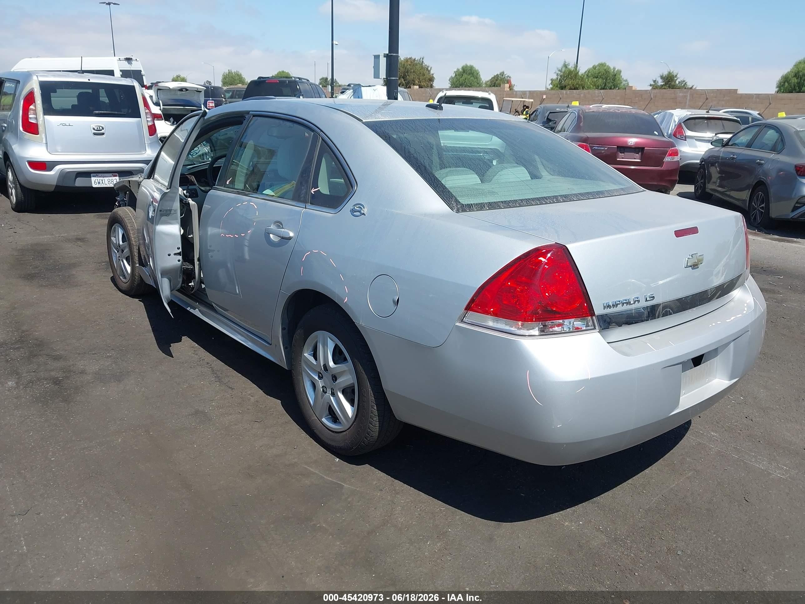 2009 Chevrolet Impala Ls Silver vin: 2G1WB57N091169853