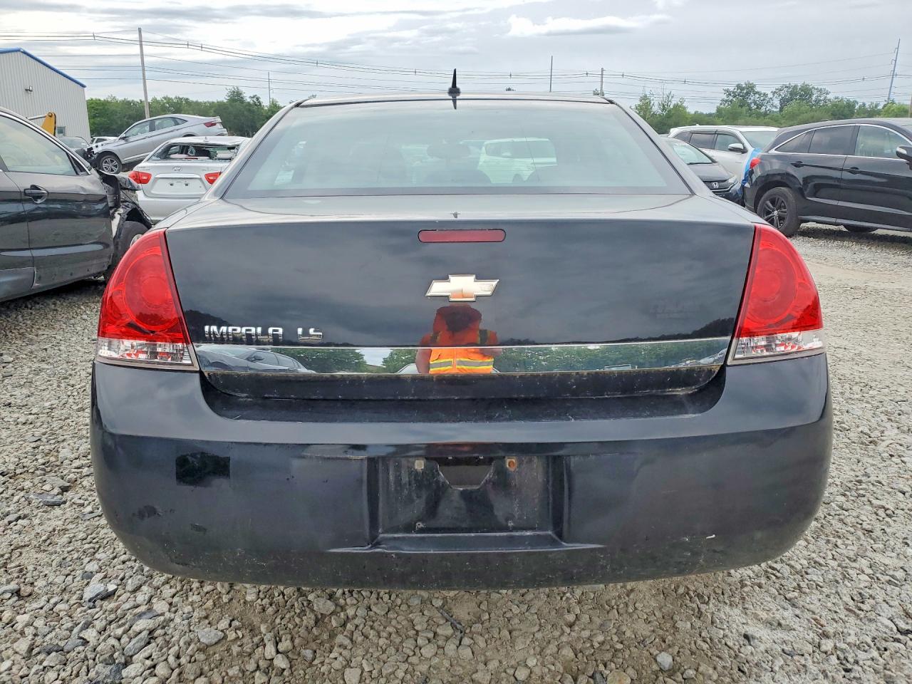 2009 Chevrolet Impala Ls Black vin: 2G1WB57N591108353