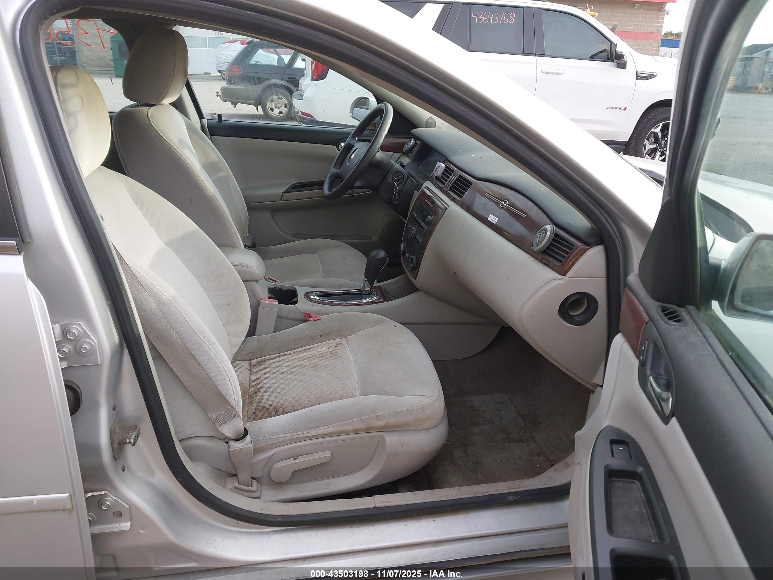 2009 Chevrolet Impala Ls Серебряный vin: 2G1WB57N791292436