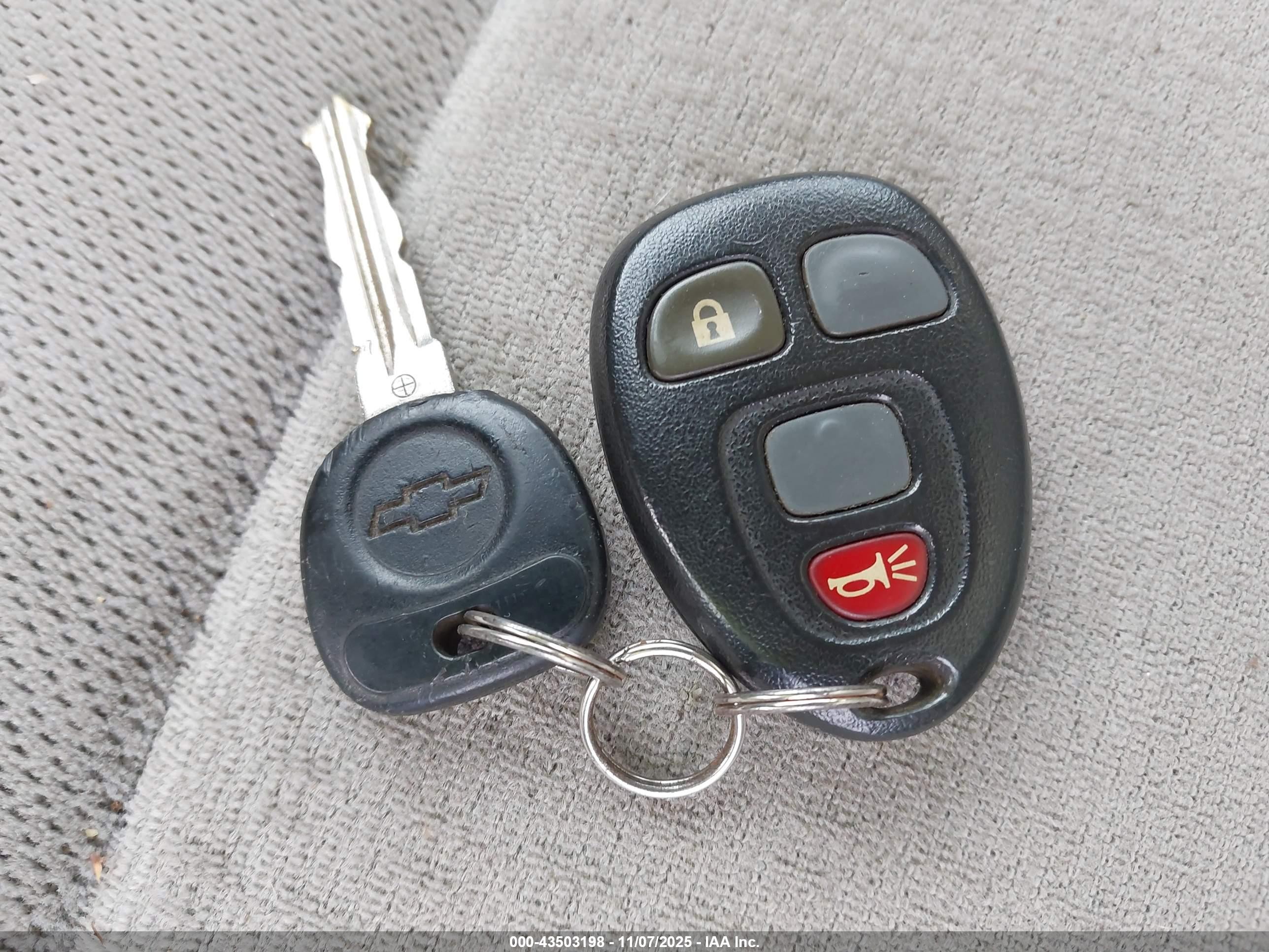2009 Chevrolet Impala Ls Серебряный vin: 2G1WB57N791292436
