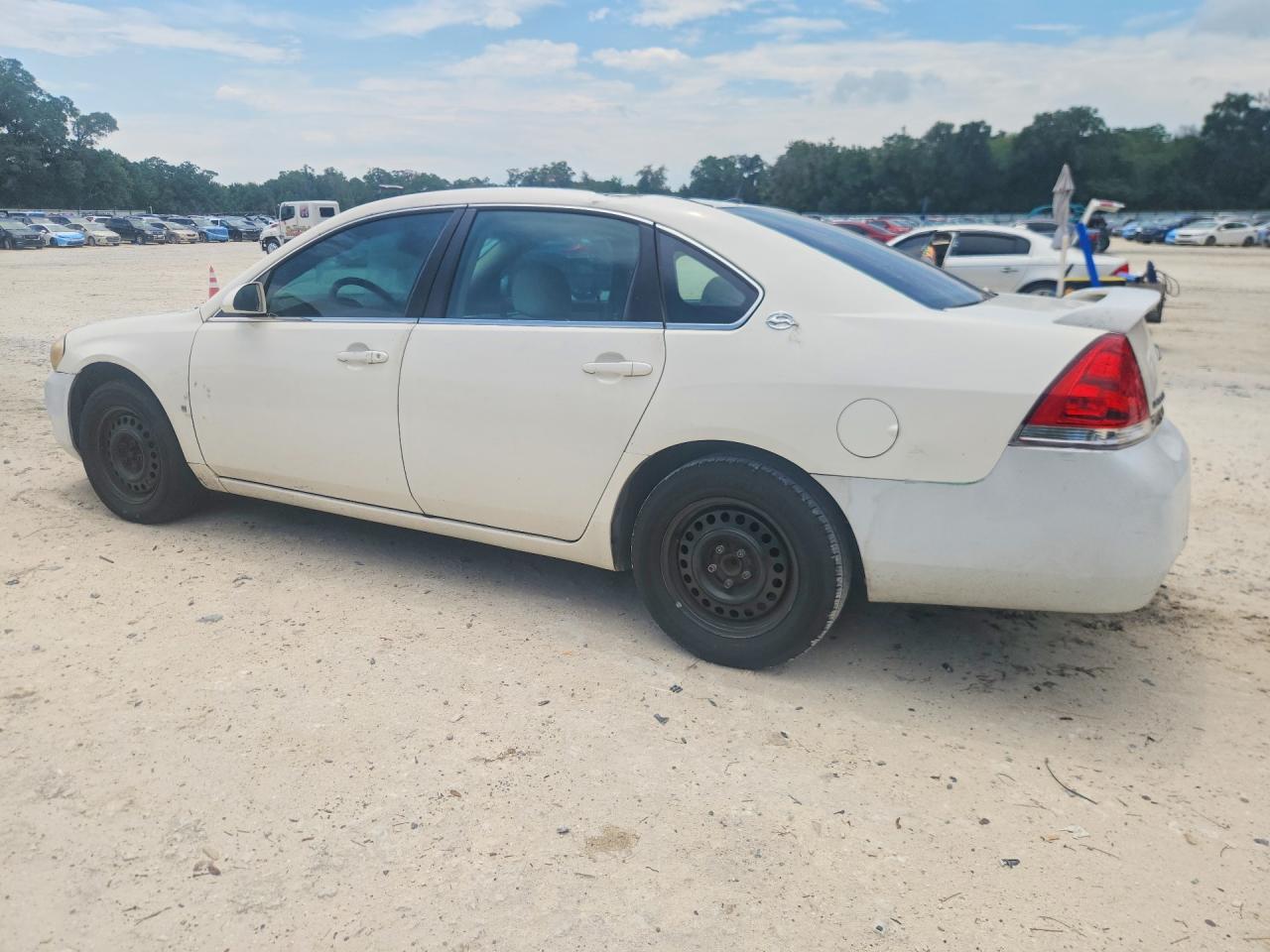 2008 Chevrolet Impala Ls White vin: 2G1WB58K089115134