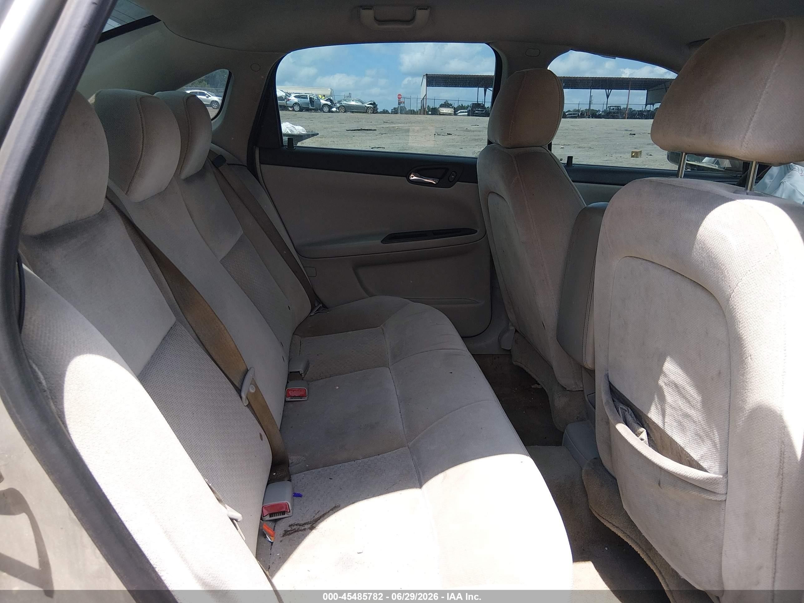 2008 Chevrolet Impala Ls Silver vin: 2G1WB58K089148568