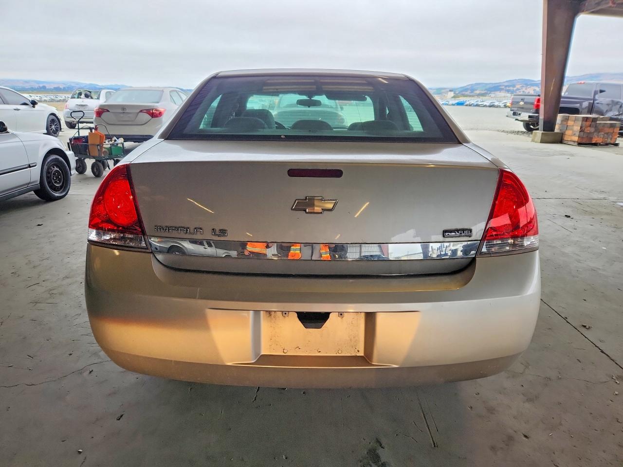 2008 Chevrolet Impala Silver vin: 2G1WB58K181300470