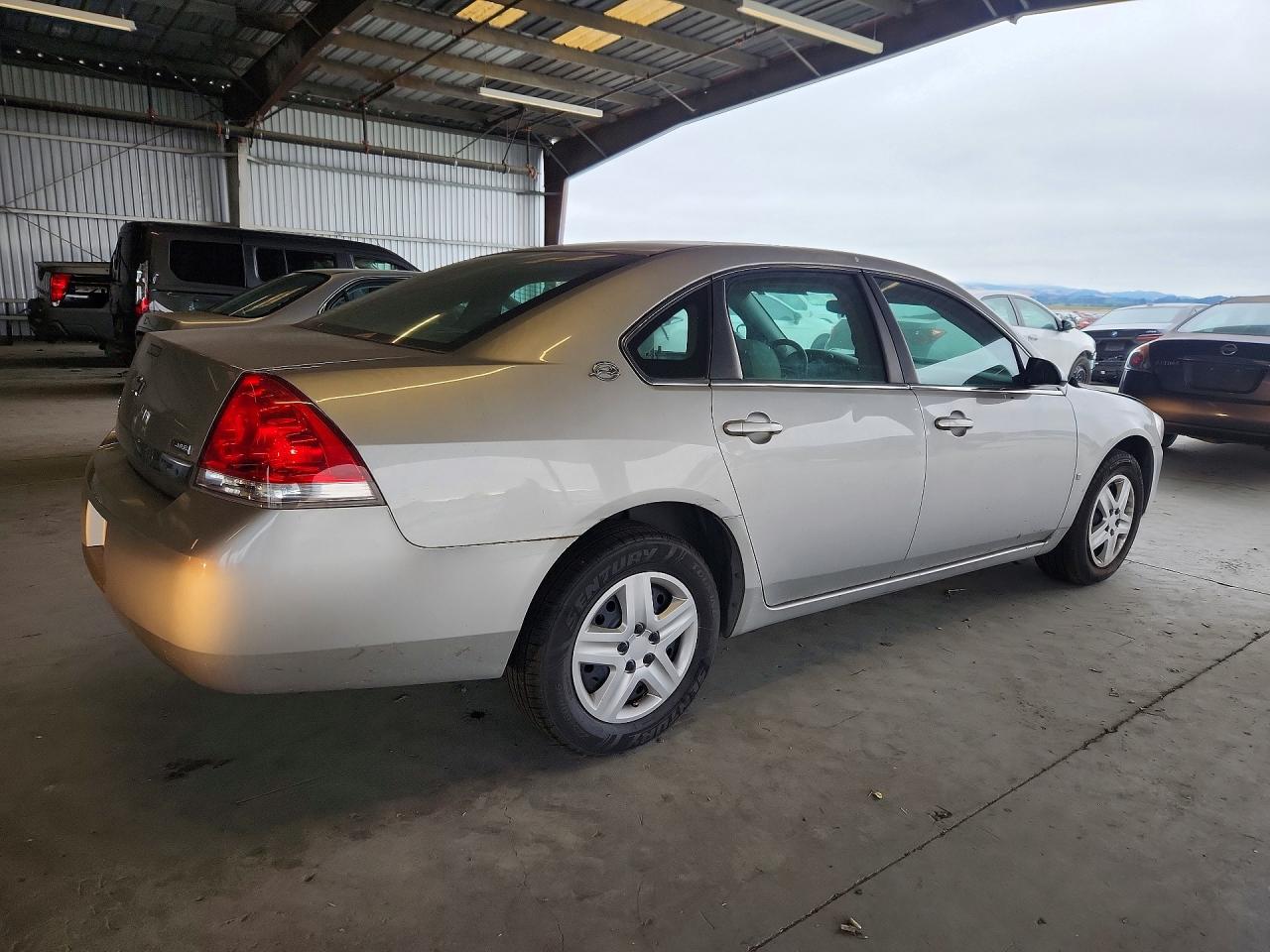 2008 Chevrolet Impala Silver vin: 2G1WB58K181300470