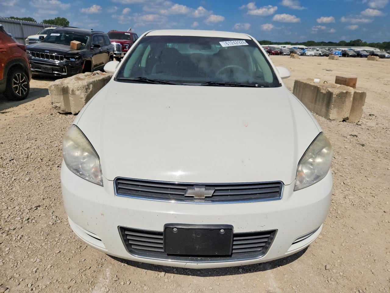 2008 Chevrolet Impala Ls White vin: 2G1WB58K281279421