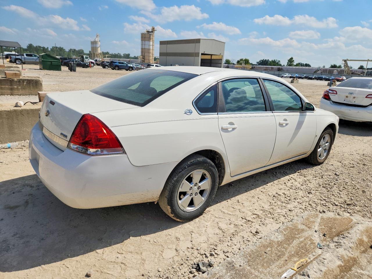 2008 Chevrolet Impala Ls White vin: 2G1WB58K281279421