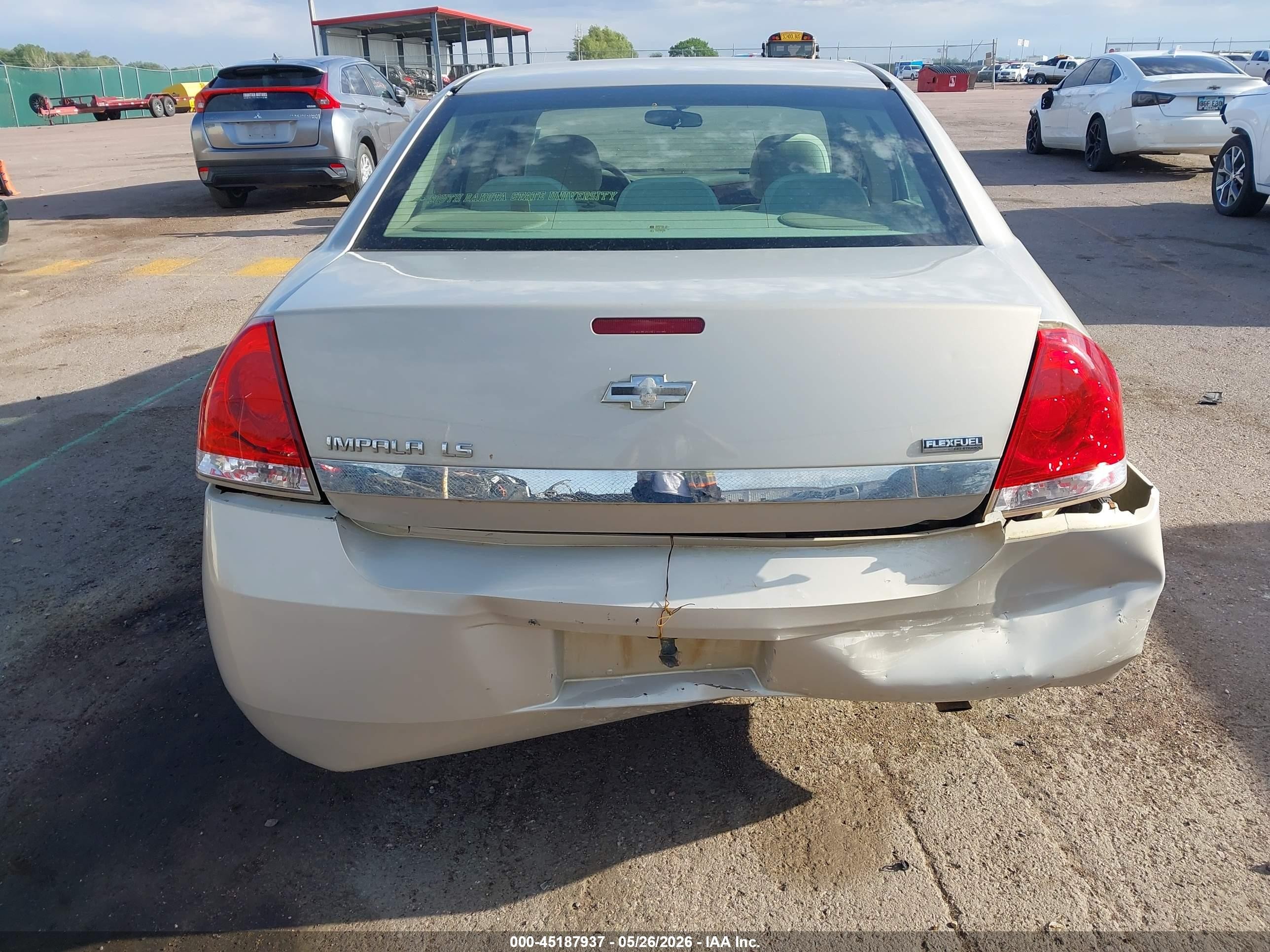 2008 Chevrolet Impala Ls Gold vin: 2G1WB58K281298583