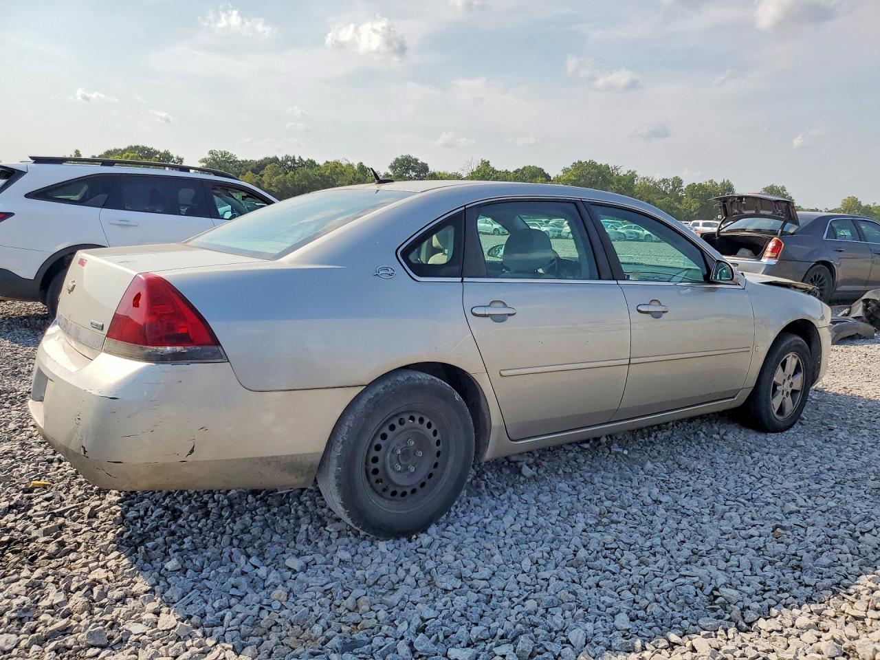 2008 Chevrolet Impala Ls Silver vin: 2G1WB58K481302407