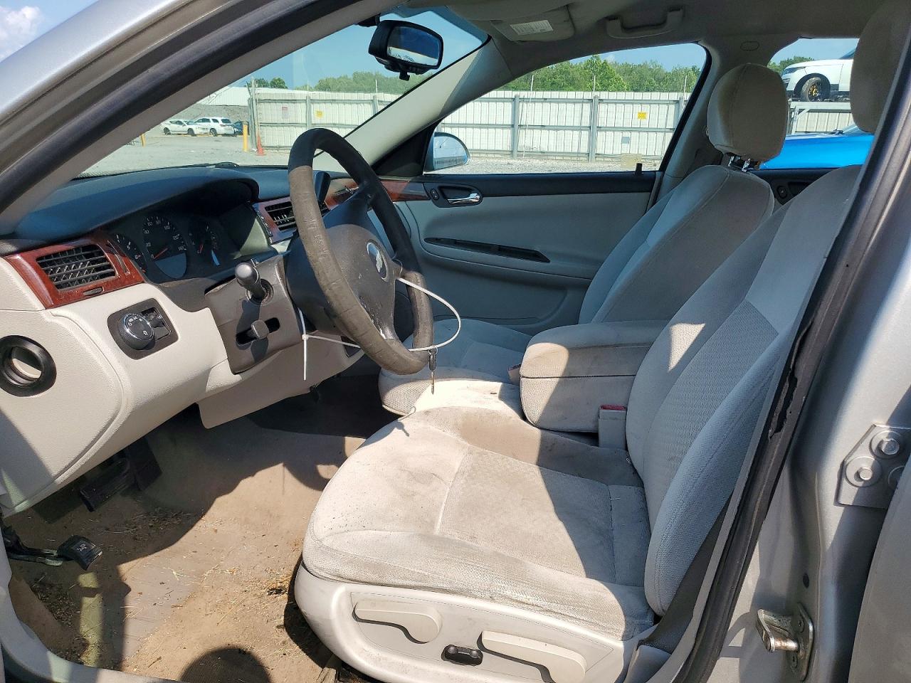 2008 Chevrolet Impala Ls Silver vin: 2G1WB58K481302407