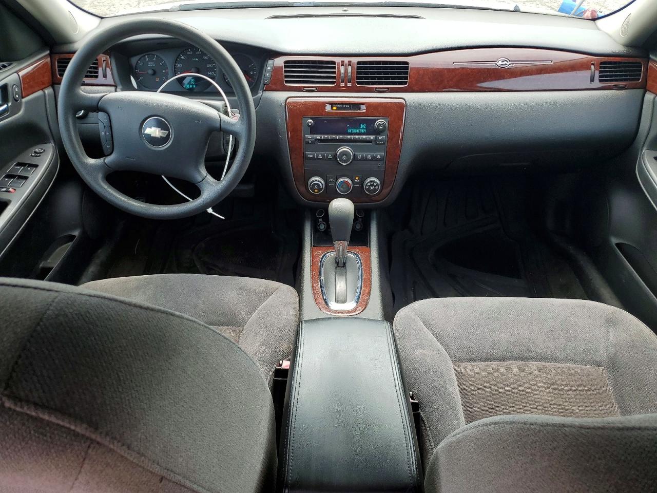 2008 Chevrolet Impala Ls White vin: 2G1WB58K481322883