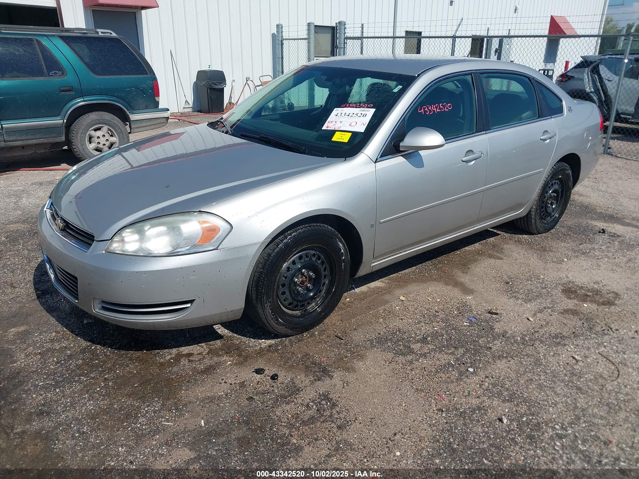 2008 Chevrolet Impala Ls Silver vin: 2G1WB58K481342521