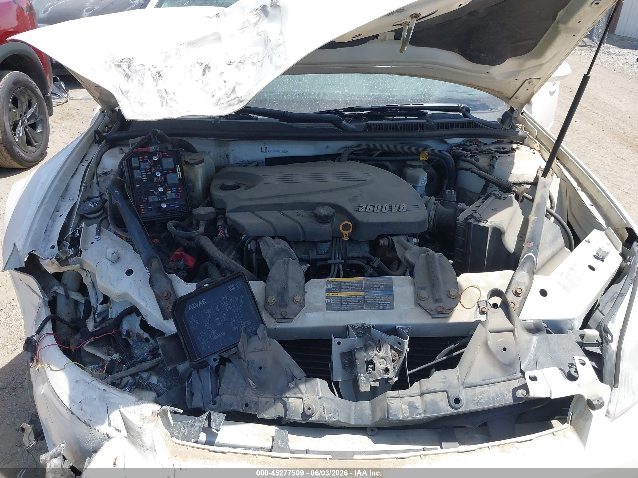 2008 Chevrolet Impala Ls White vin: 2G1WB58K481363384