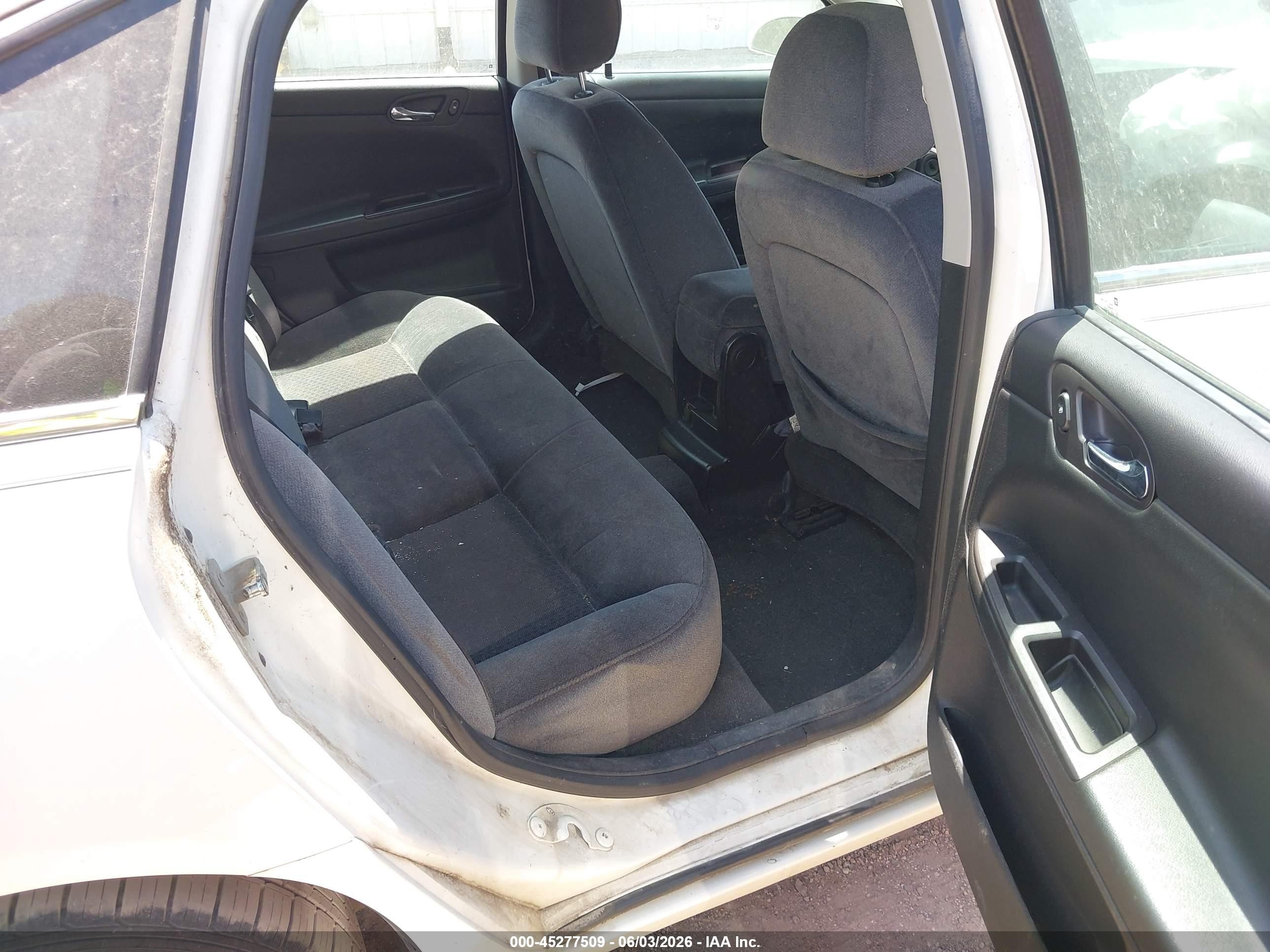 2008 Chevrolet Impala Ls White vin: 2G1WB58K481363384