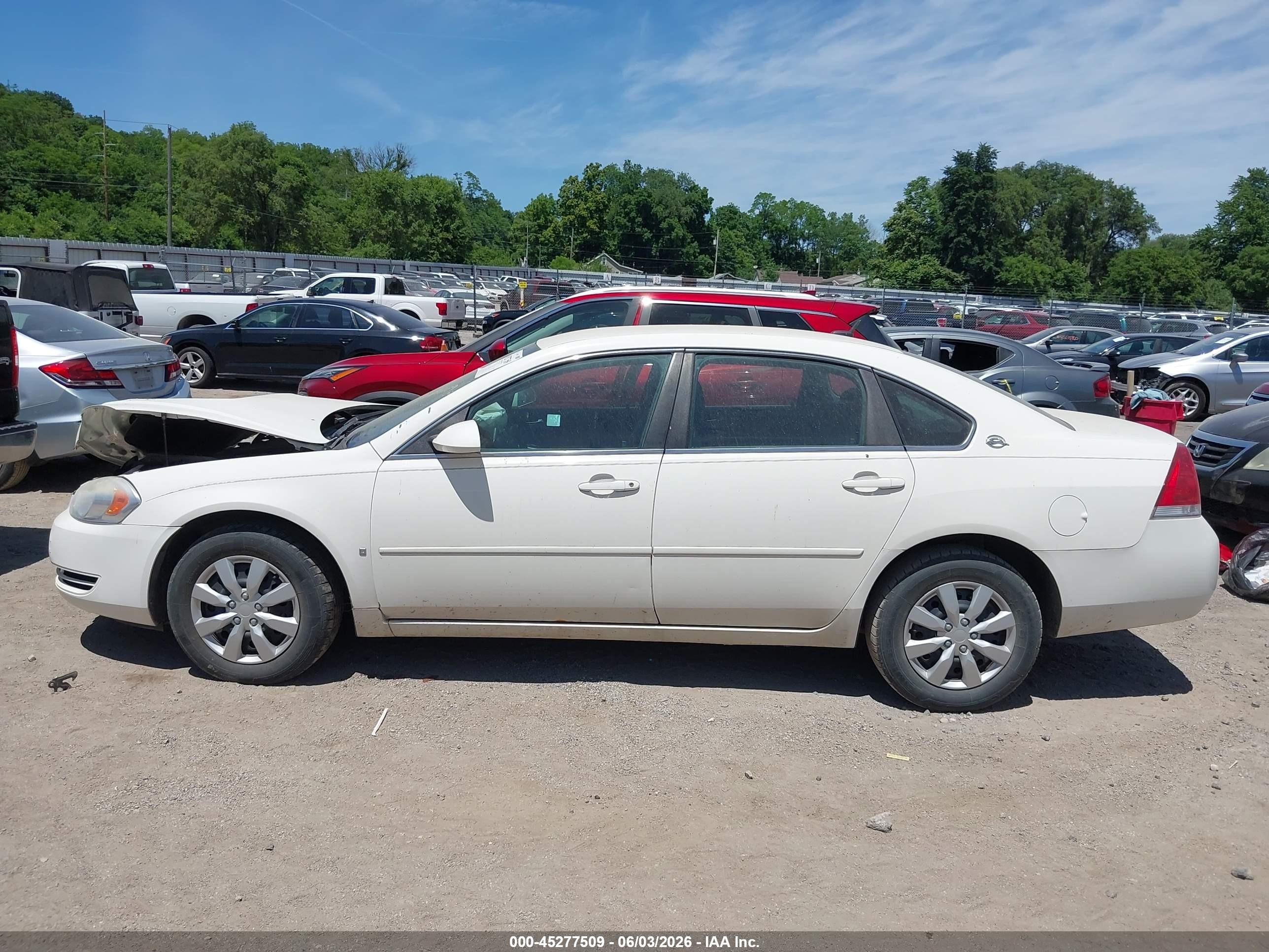 2008 Chevrolet Impala Ls White vin: 2G1WB58K481363384