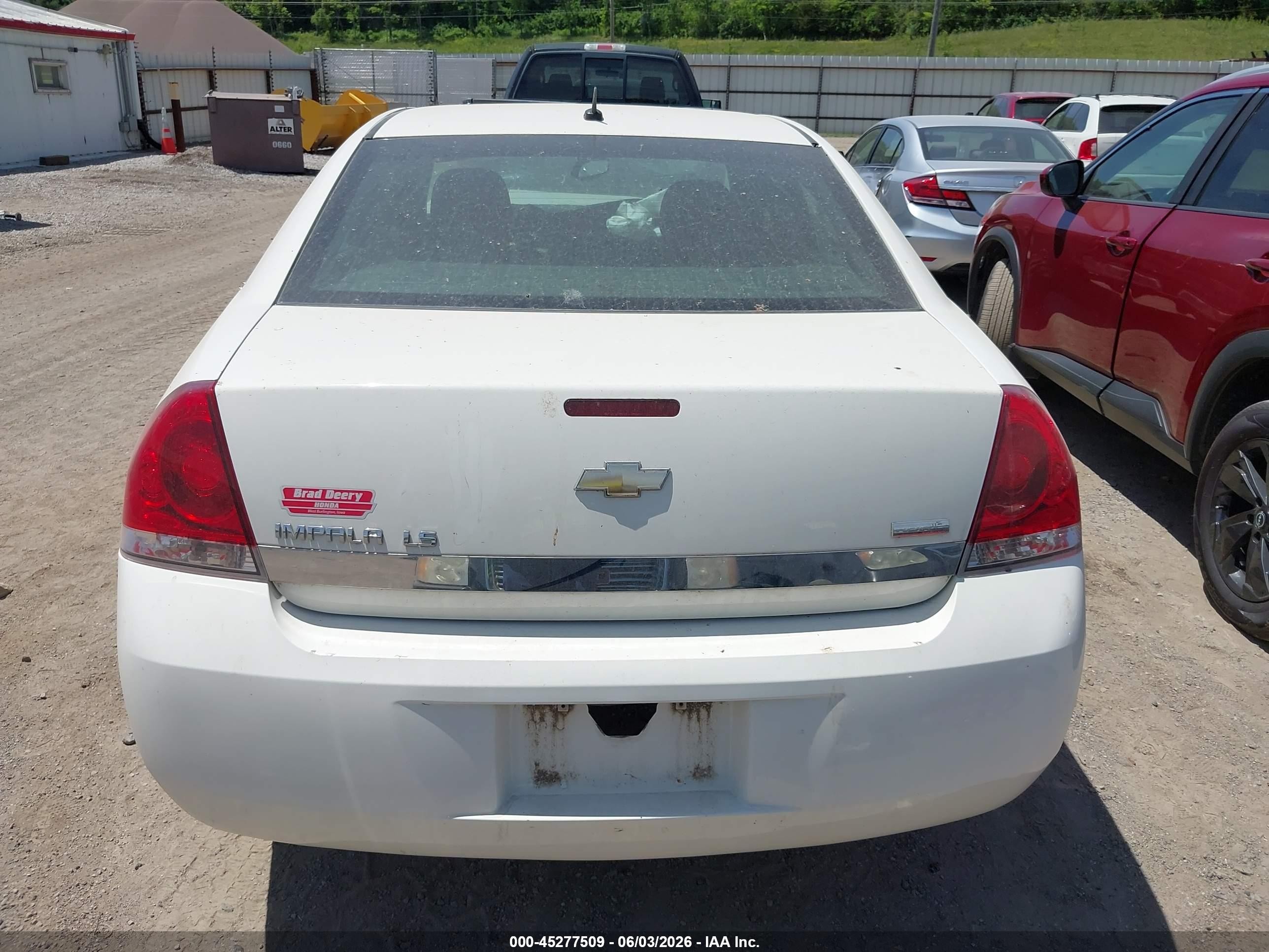 2008 Chevrolet Impala Ls White vin: 2G1WB58K481363384
